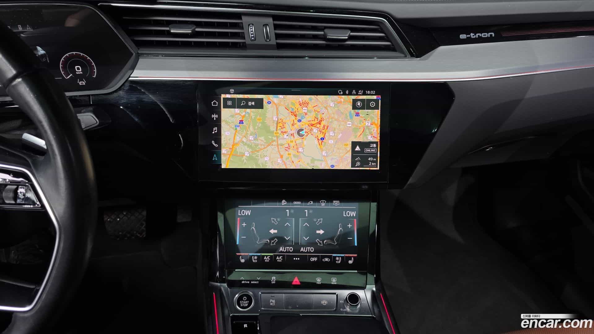 e-tron Audi 2021.10-OPTION-017