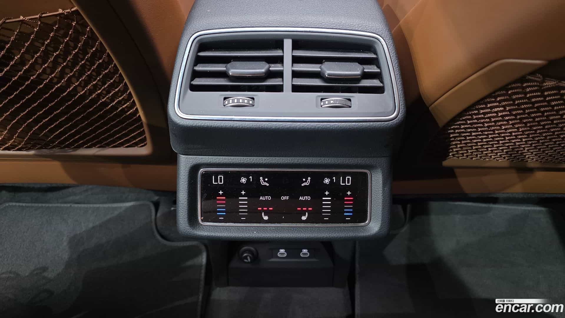 e-tron Audi 2021.10-OPTION-024