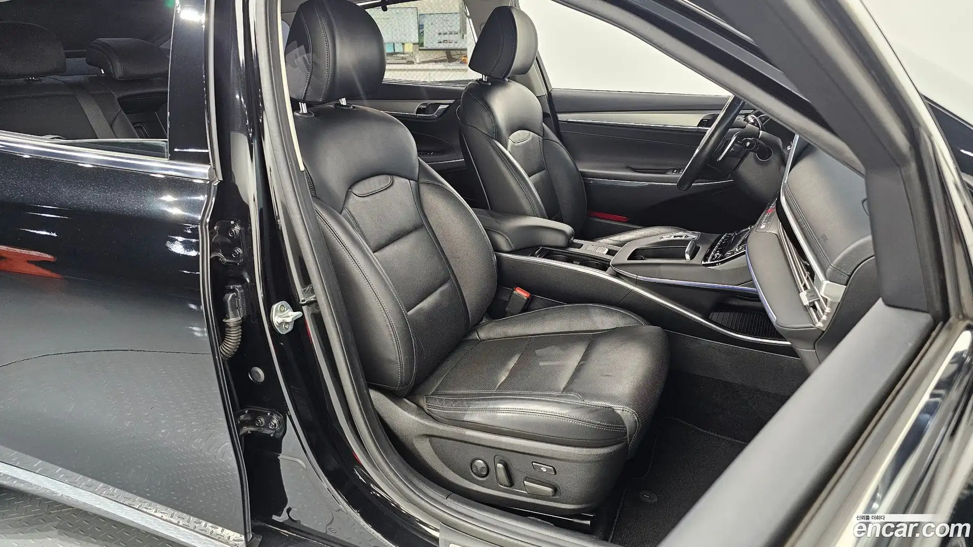 Grandeur Hyundai 2020.2-OPTION-016