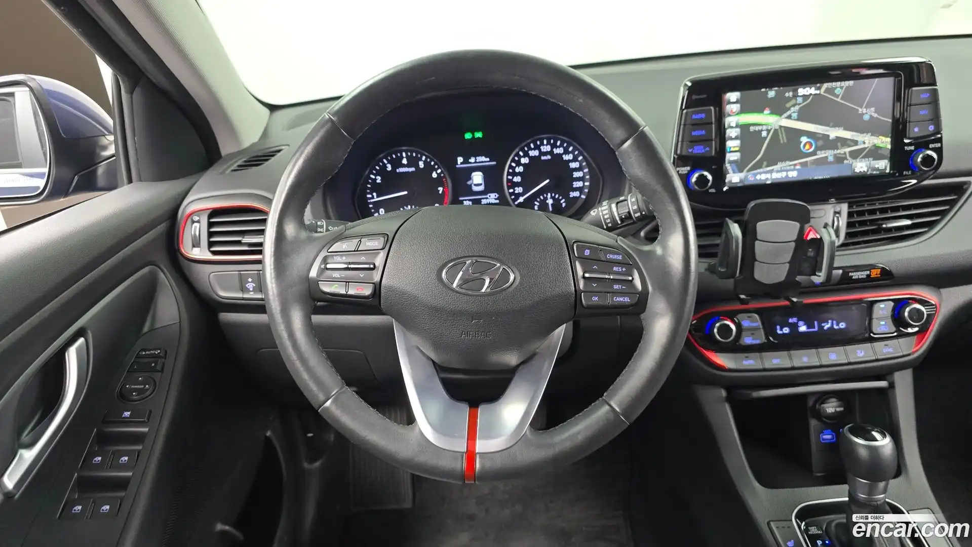i30 Hyundai 2018.2-OPTION-017