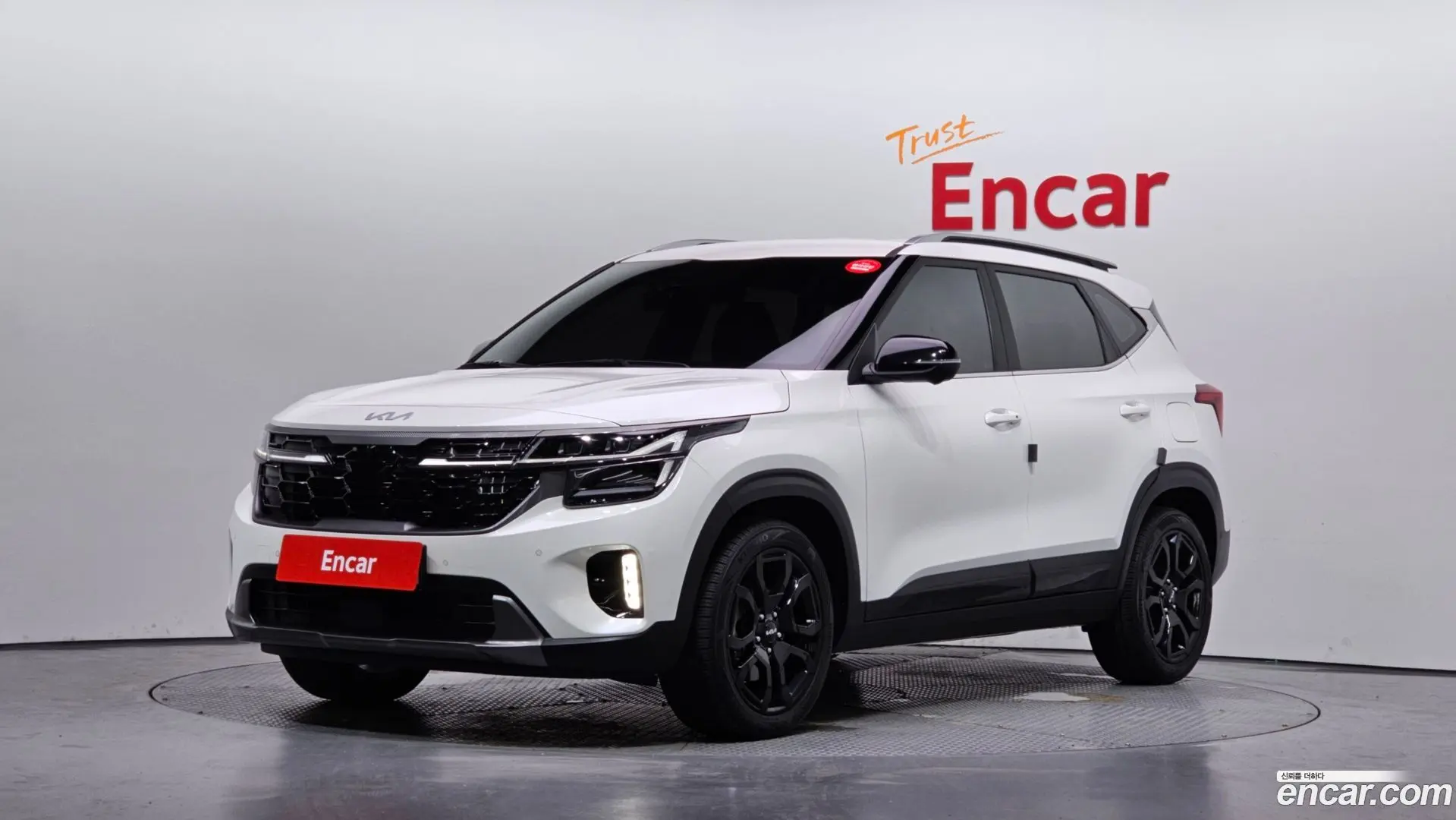 Main__Slider__Photo:Seltos Kia 2023.9-0