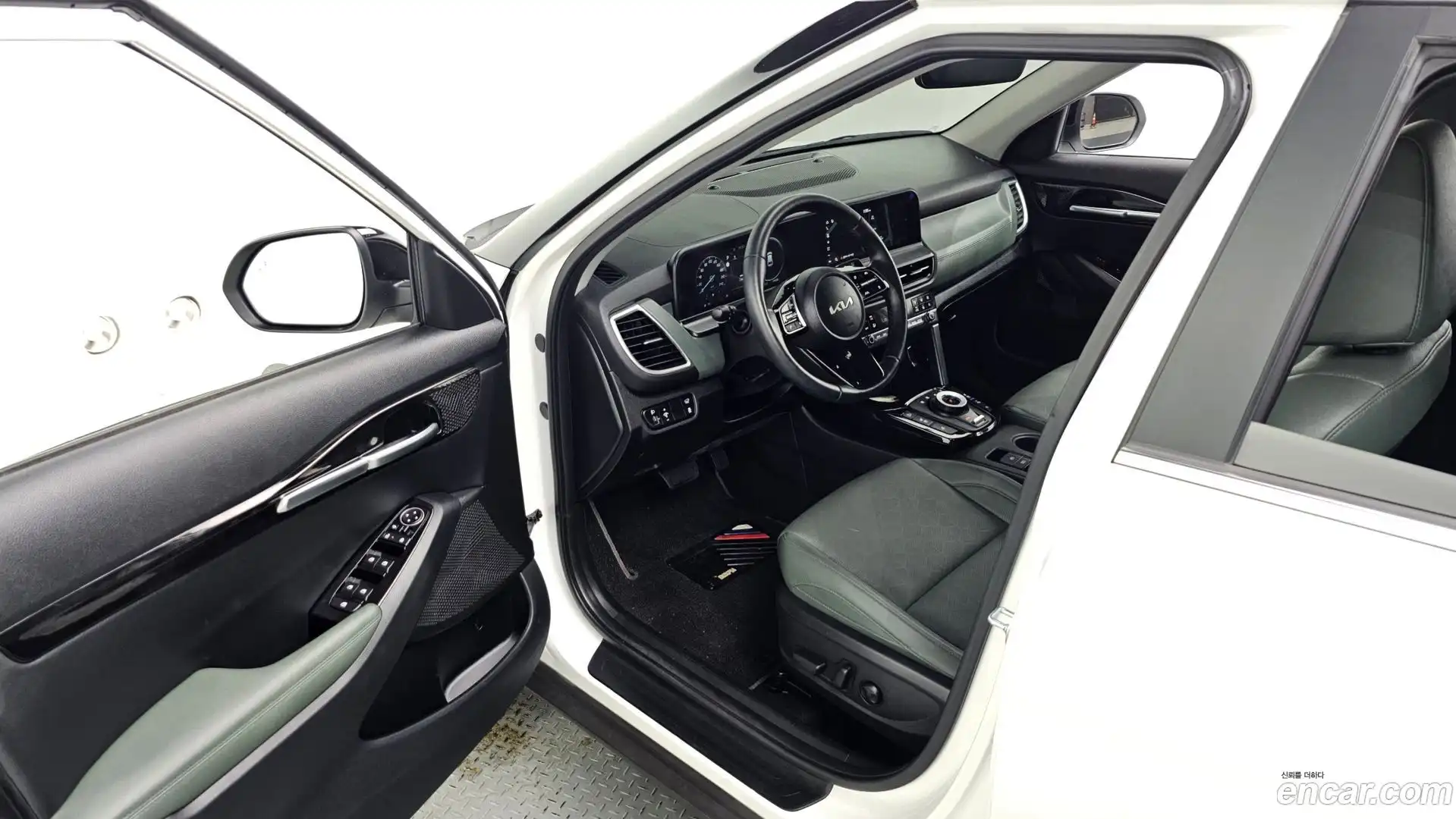 Seltos Kia 2023.9-INNER-010