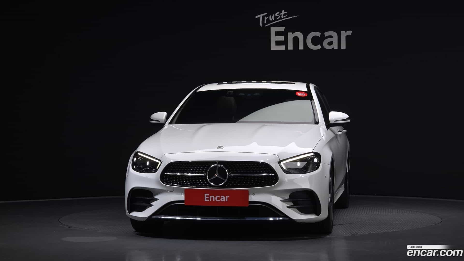 E-Class Mercedes-Benz 2023.0-OUTER-003