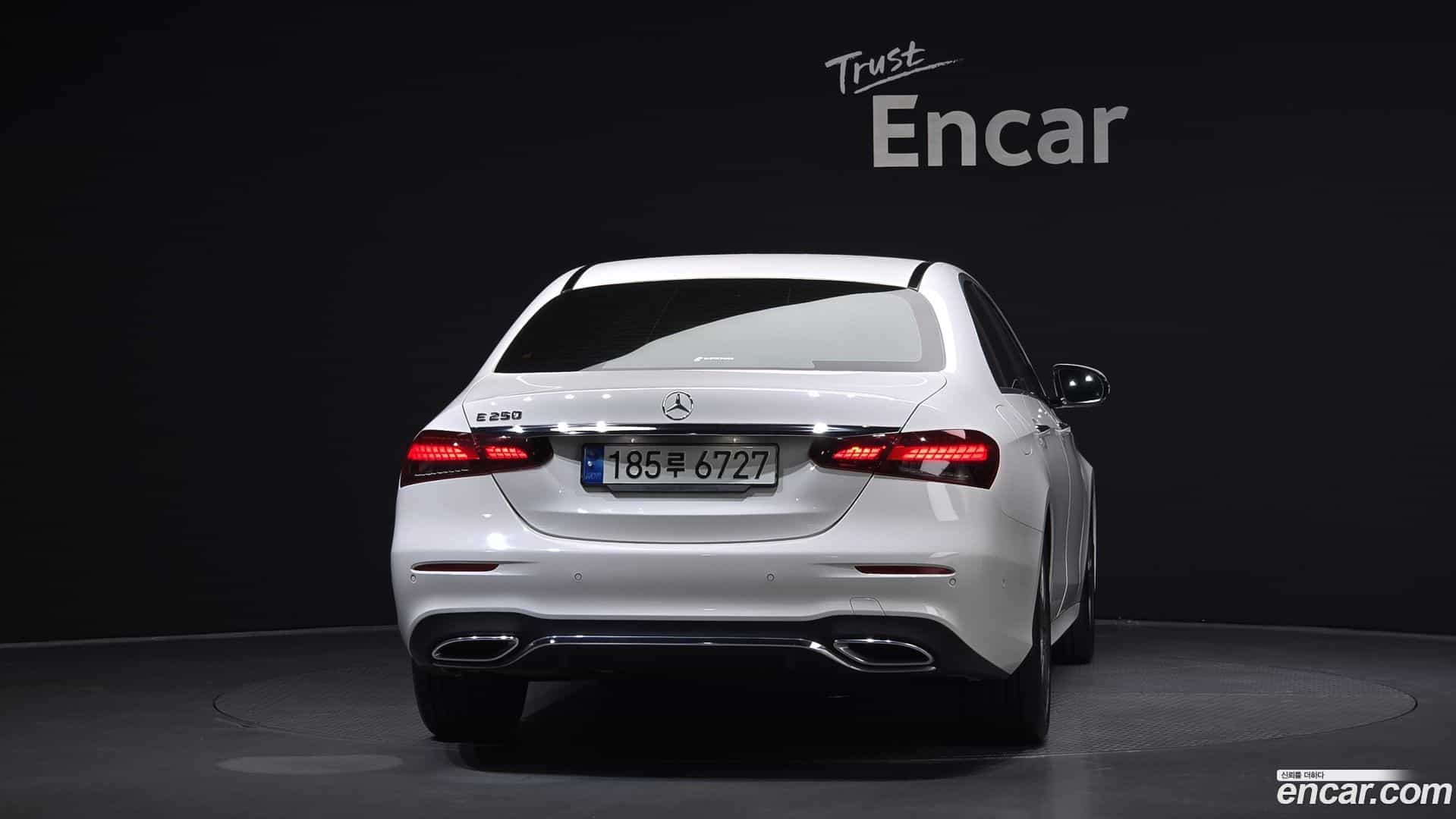 E-Class Mercedes-Benz 2023.0-OUTER-004