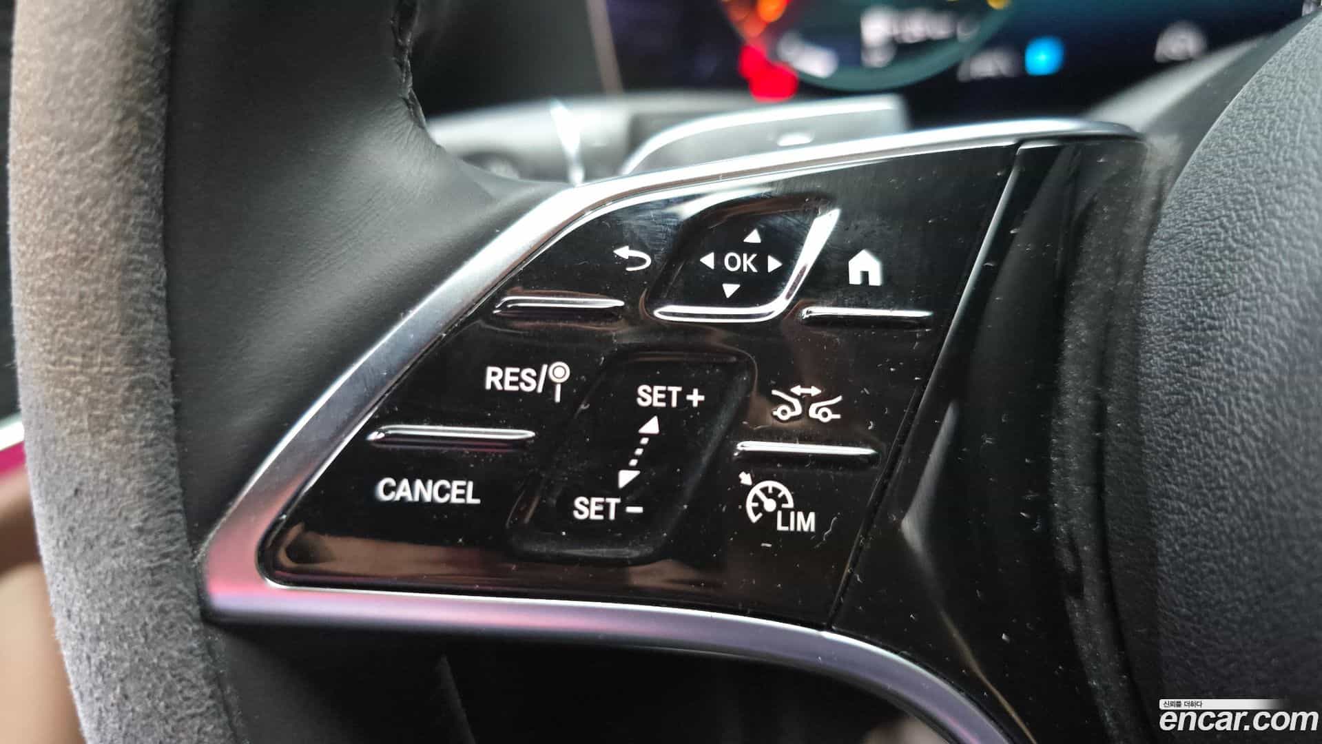 E-Class Mercedes-Benz 2023.0-OPTION-018