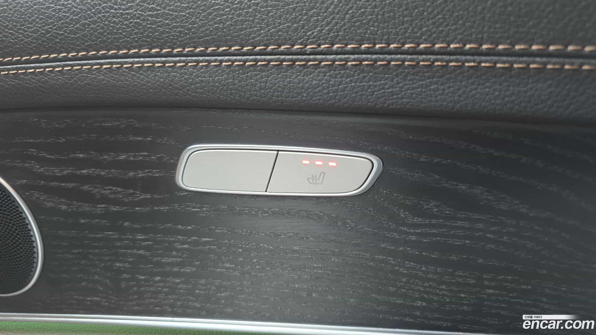E-Class Mercedes-Benz 2023.0-OPTION-043