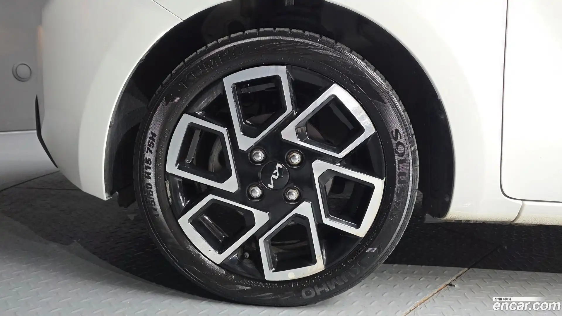 RAY Kia 2023.6-OUTER-005