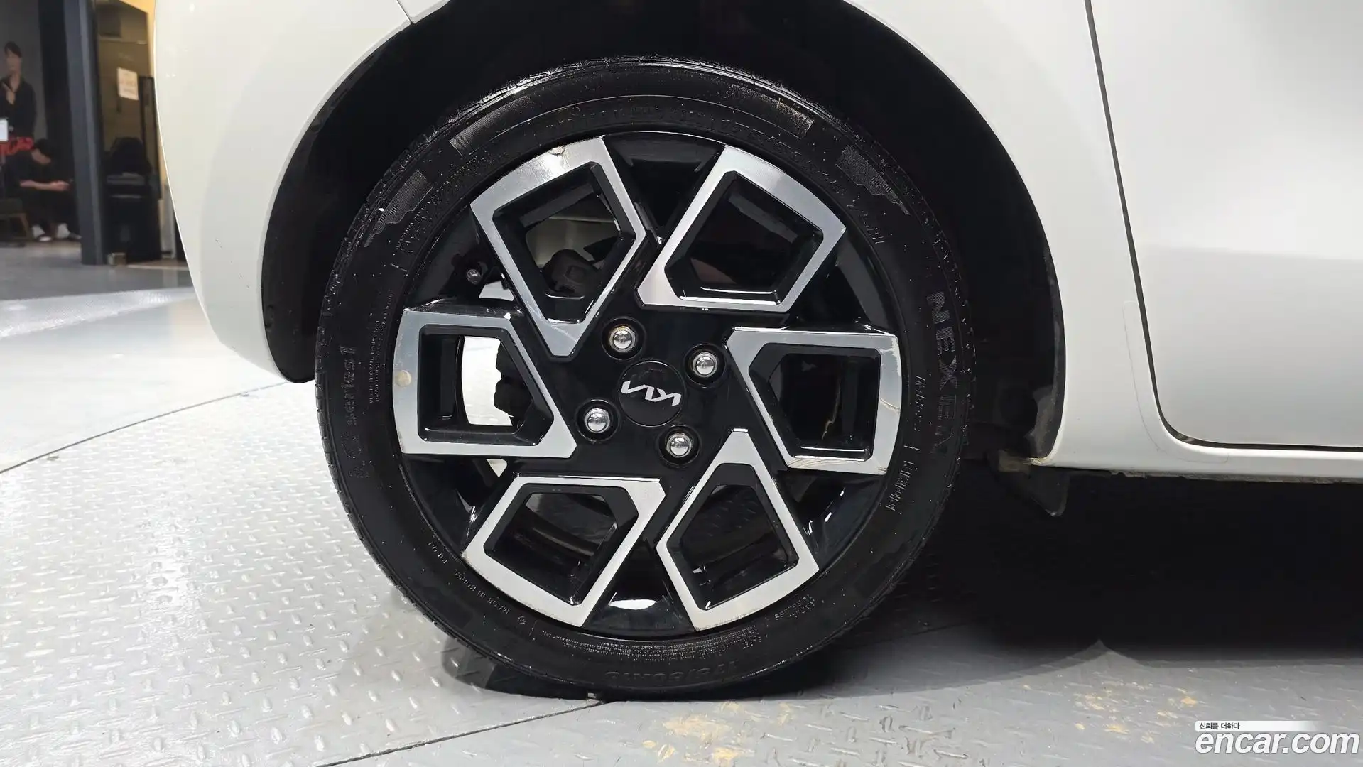 RAY Kia 2023.6-OUTER-031