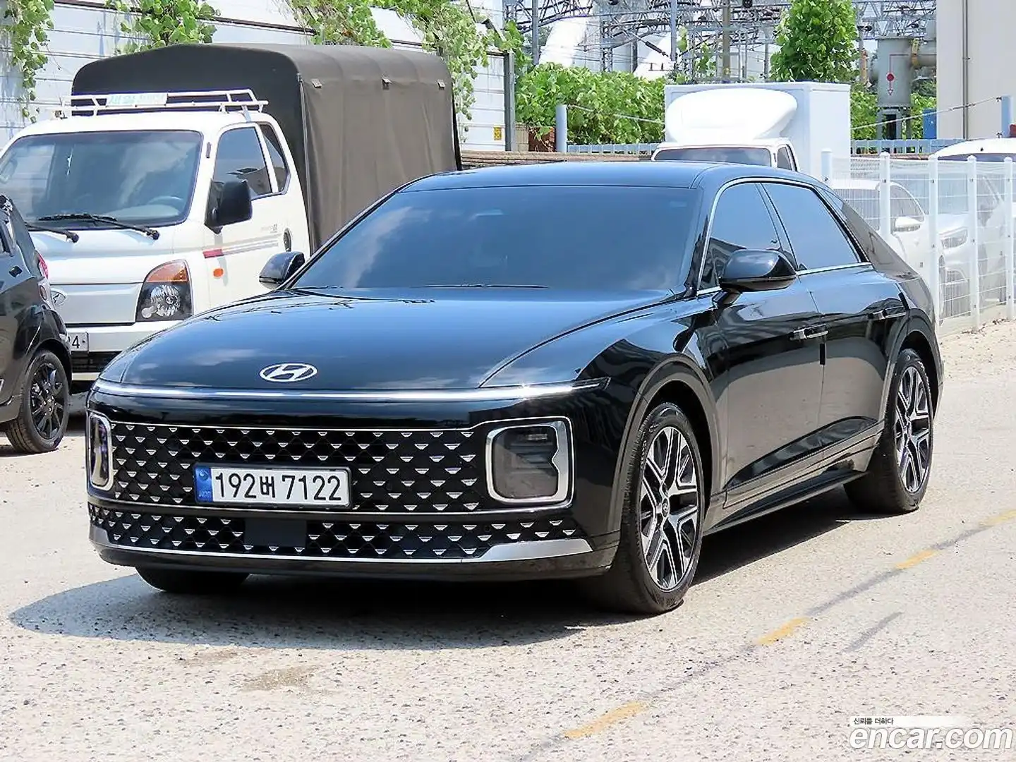 Grandeur Hyundai 2023.7-OUTER-002