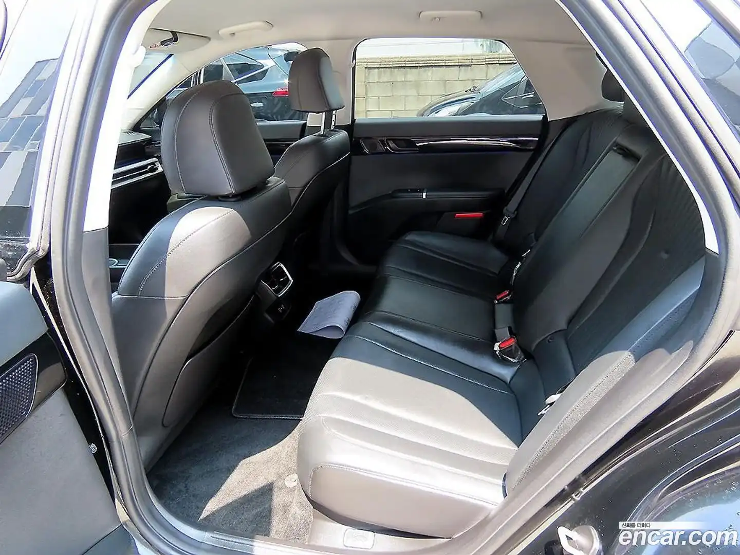 Grandeur Hyundai 2023.7-OUTER-006