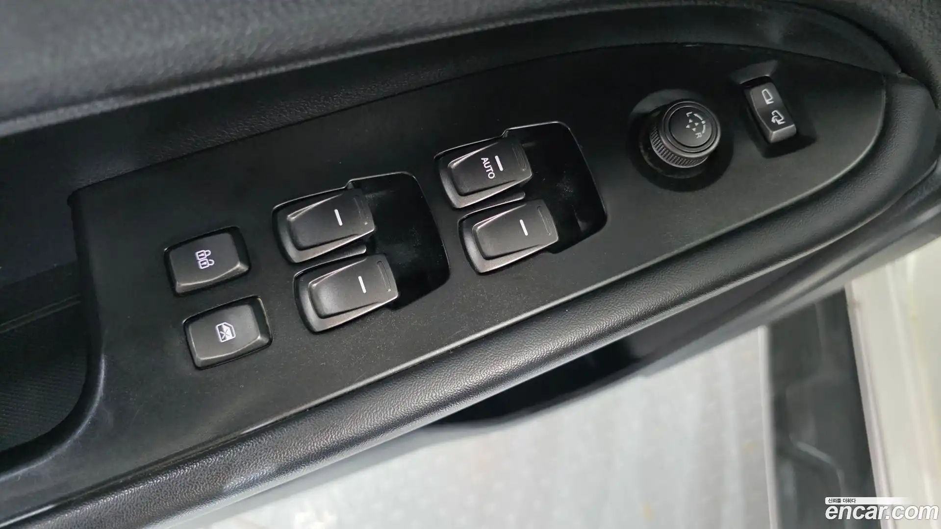 Rexton KG Mobility 2022.3-OPTION-016