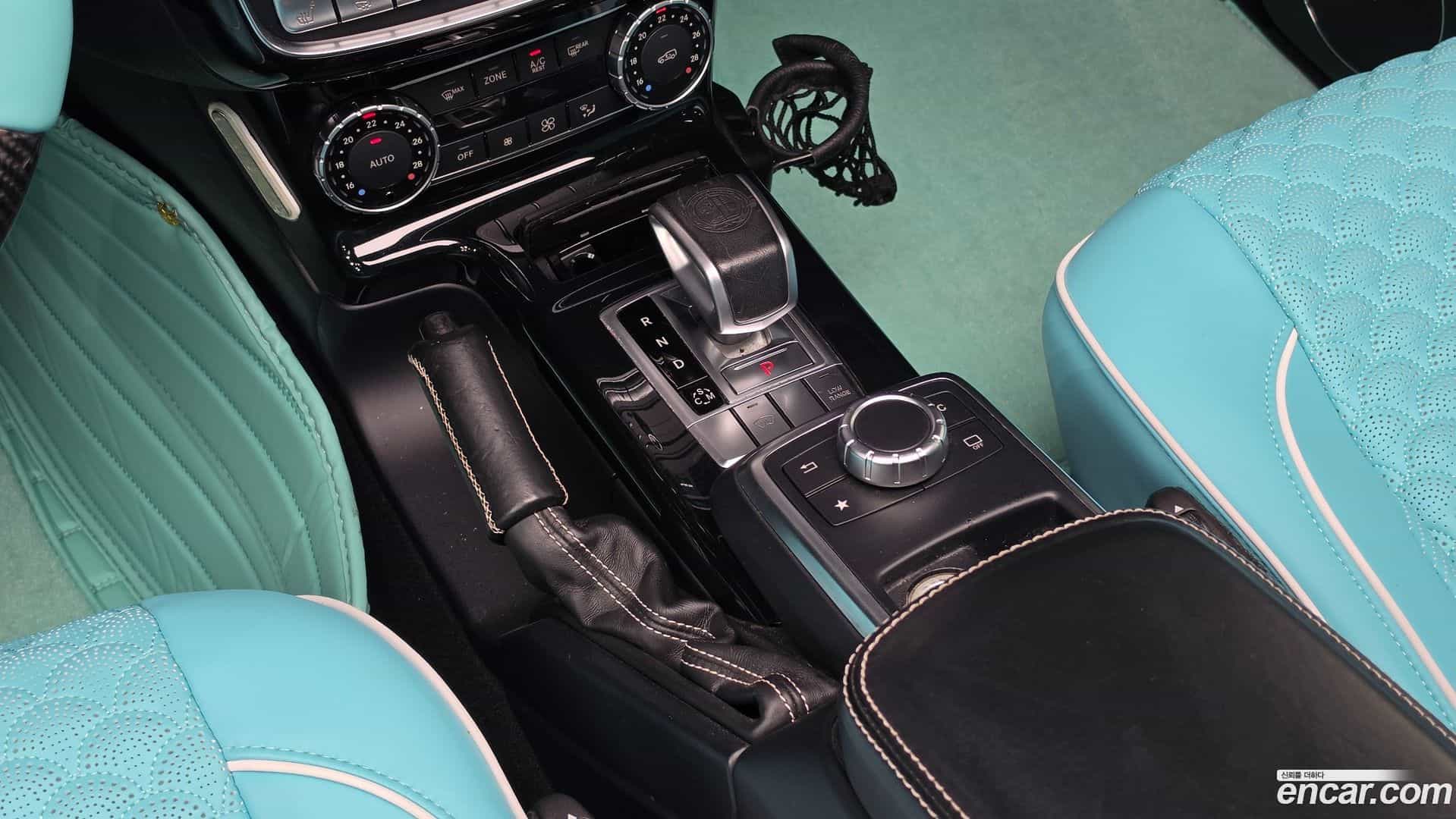 G-Class Mercedes-Benz 2017.2-INNER-009