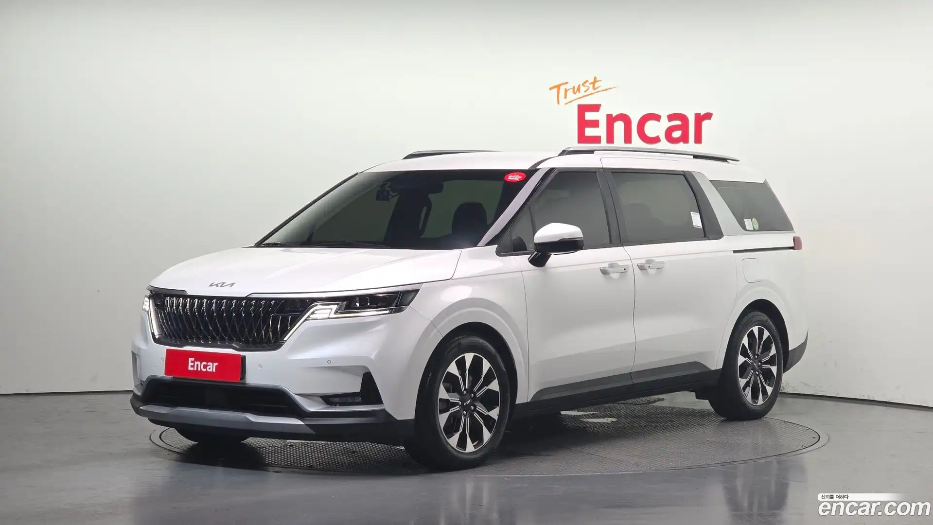 Canival Kia 2022.8-OUTER-001