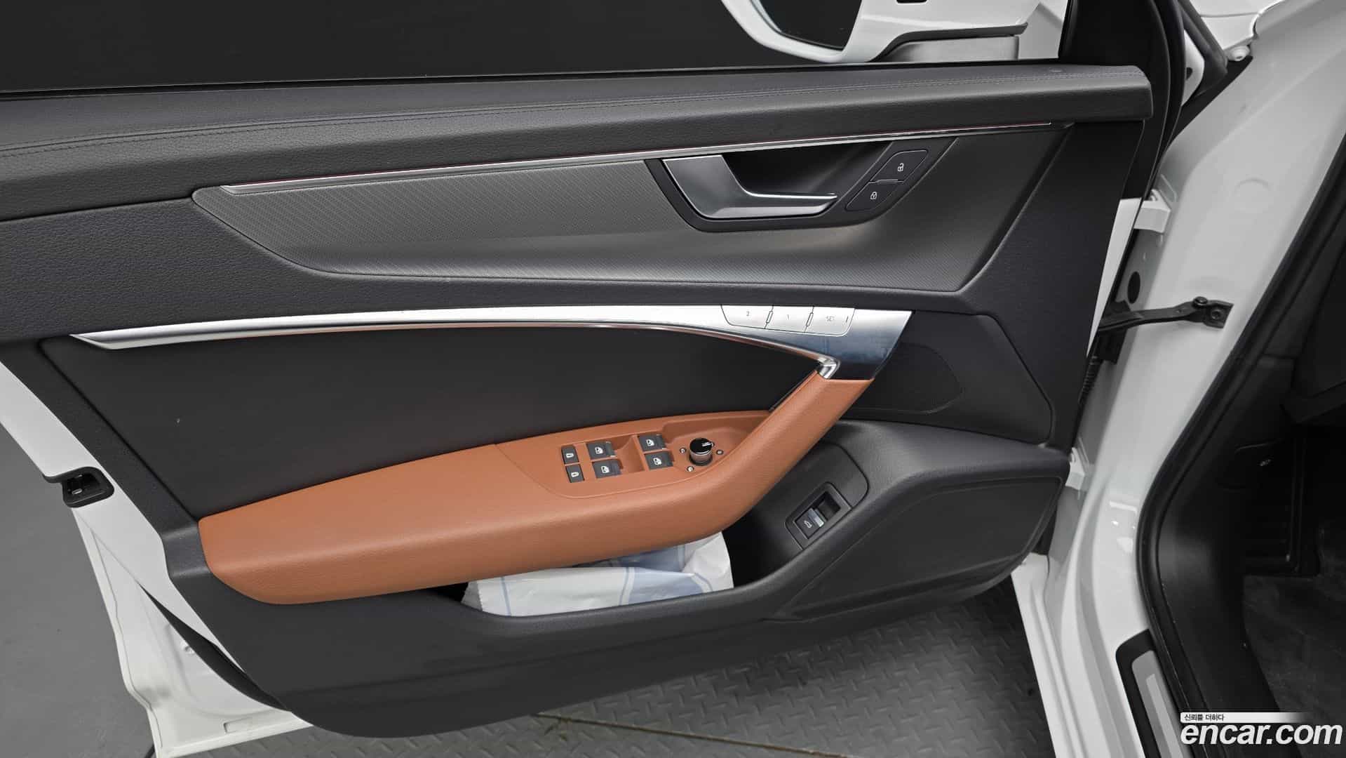 A6 Audi 2023.0-INNER-034