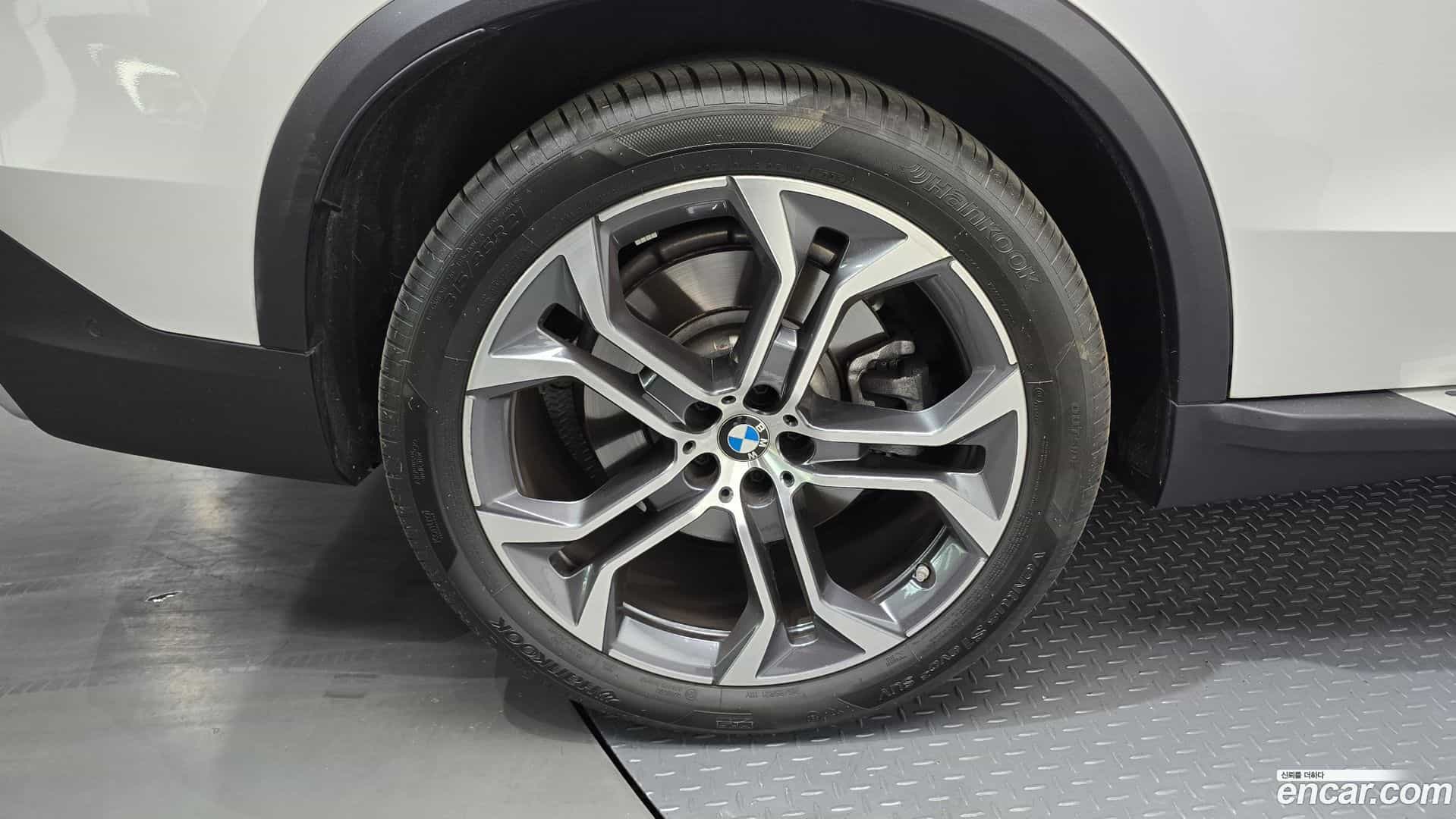X5 BMW 2025.9-OUTER-005