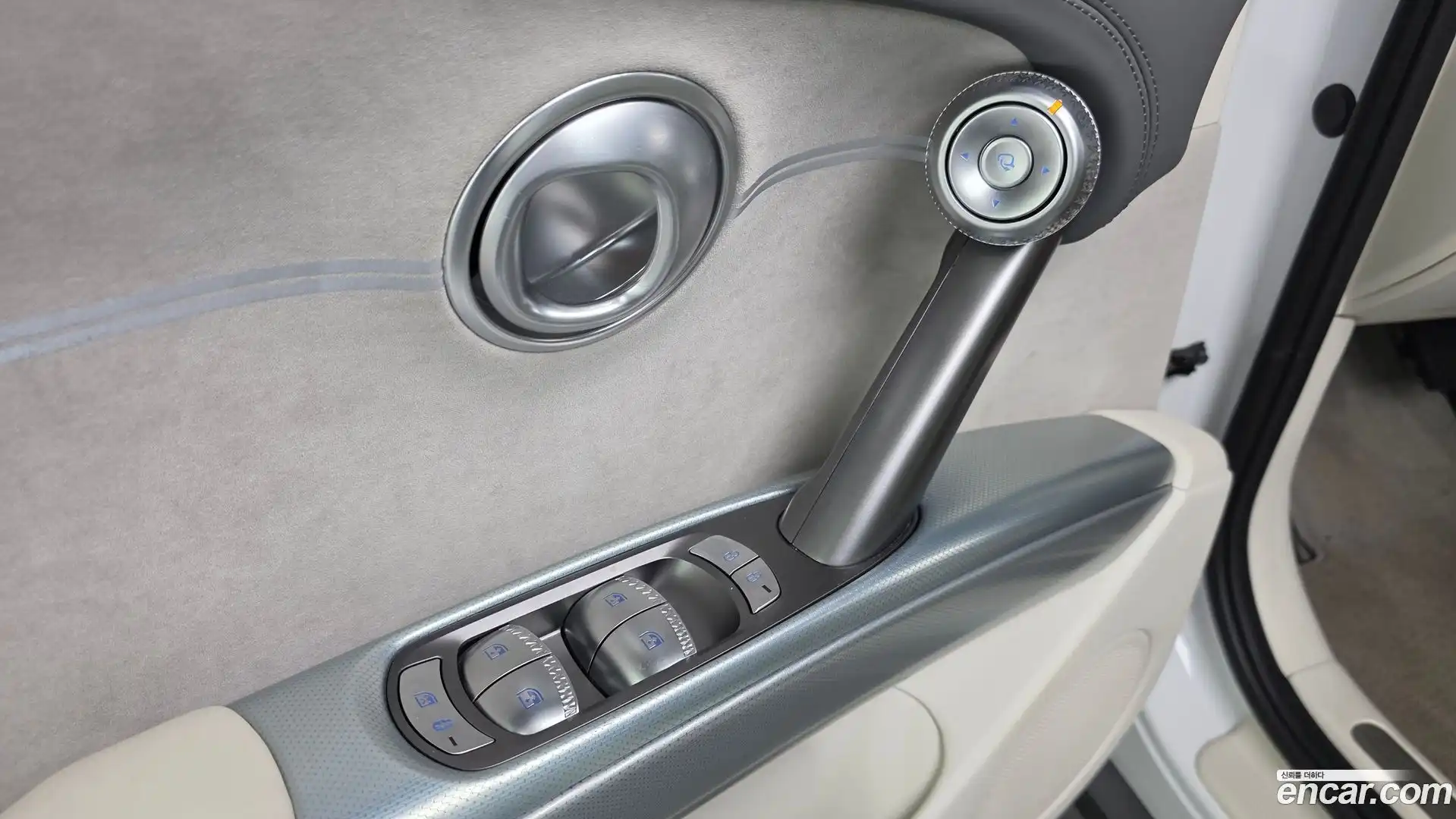 GV60 Genesis 2023.7-OPTION-016
