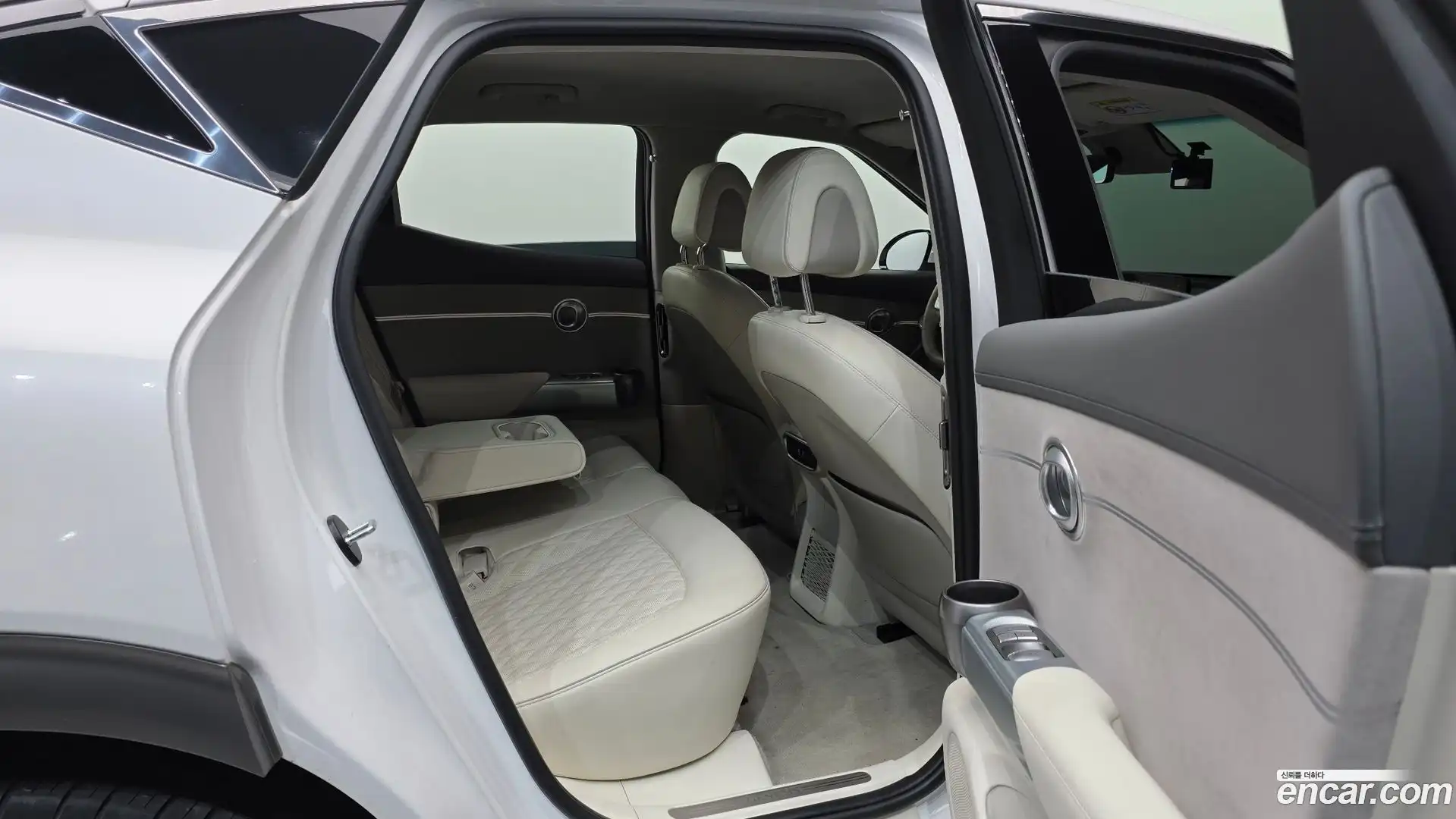 GV60 Genesis 2023.7-OPTION-023