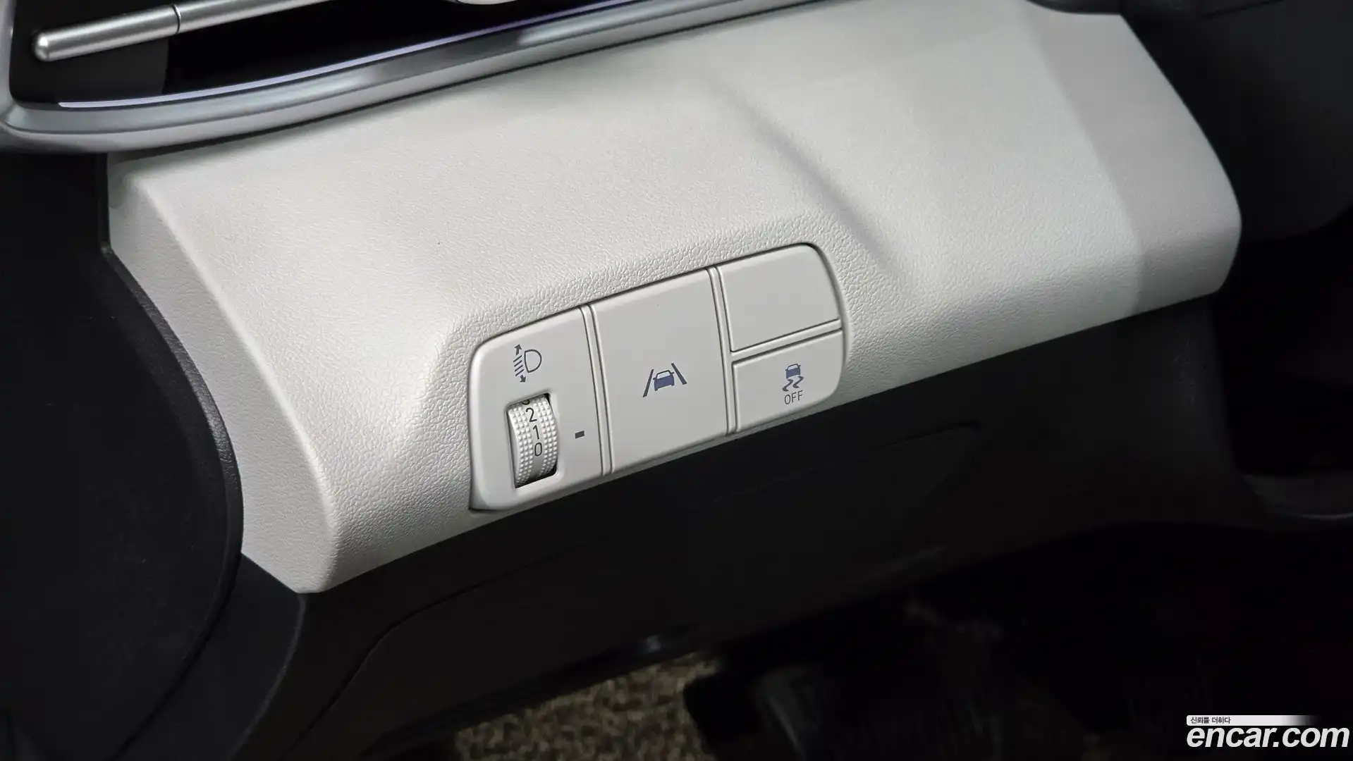 AVANTE Hyundai 2022.6-OPTION-020