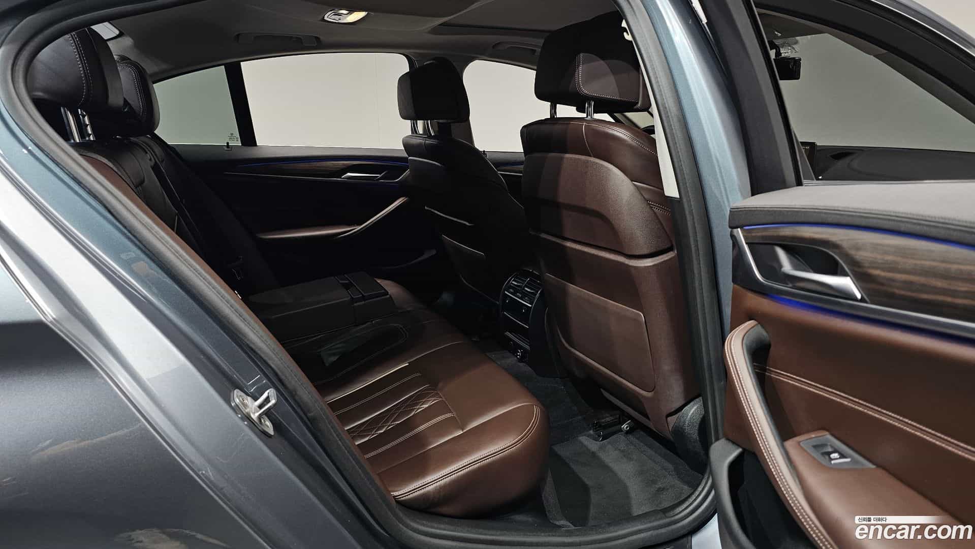 5-Series BMW 2018.6-OPTION-015