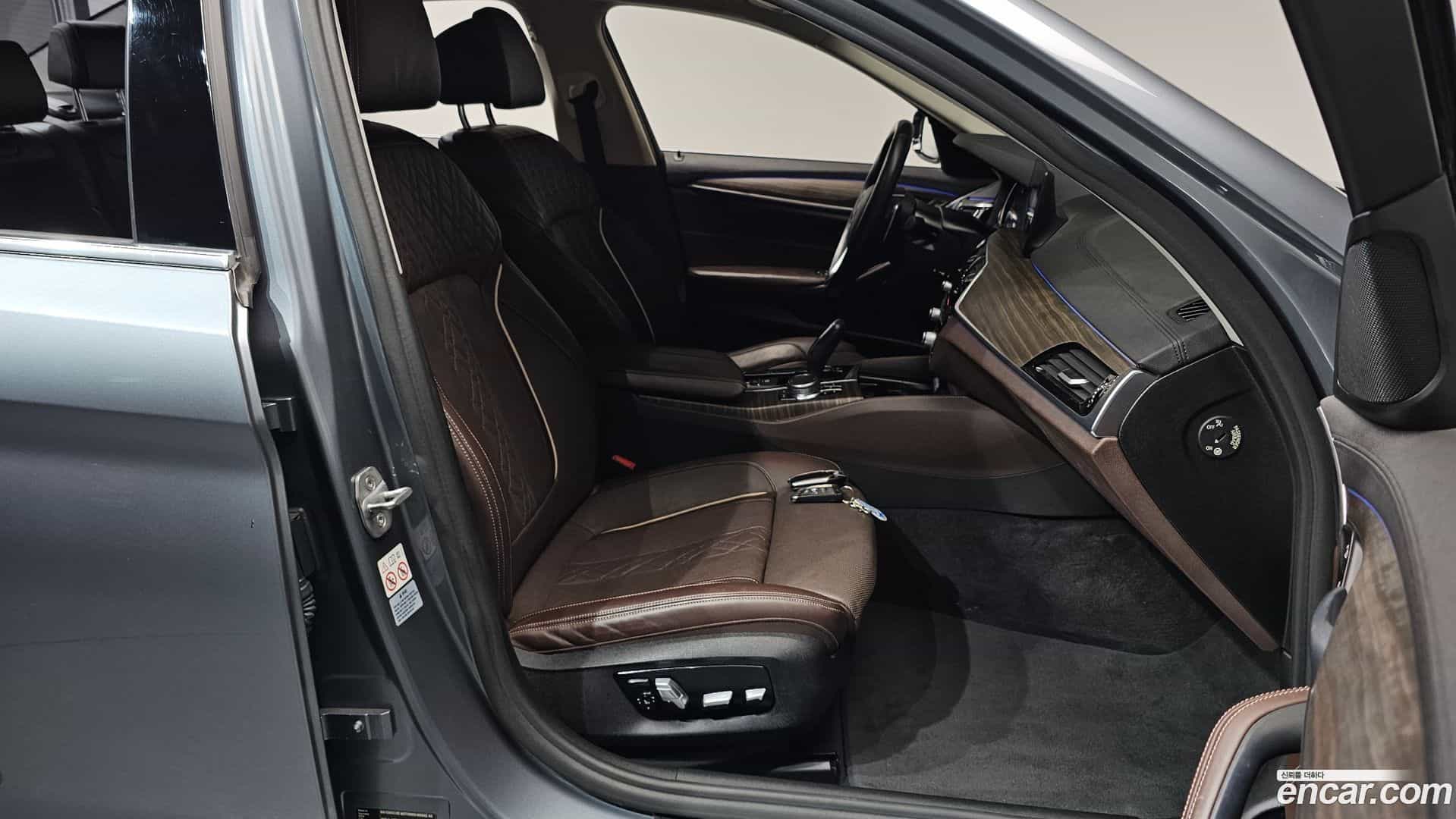 5-Series BMW 2018.6-OPTION-016