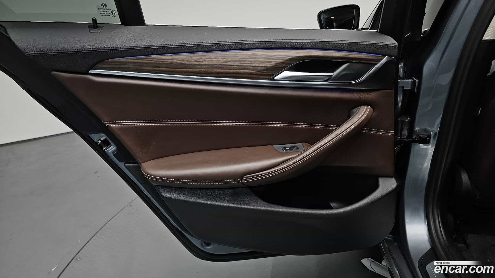 5-Series BMW 2018.6-INNER-035
