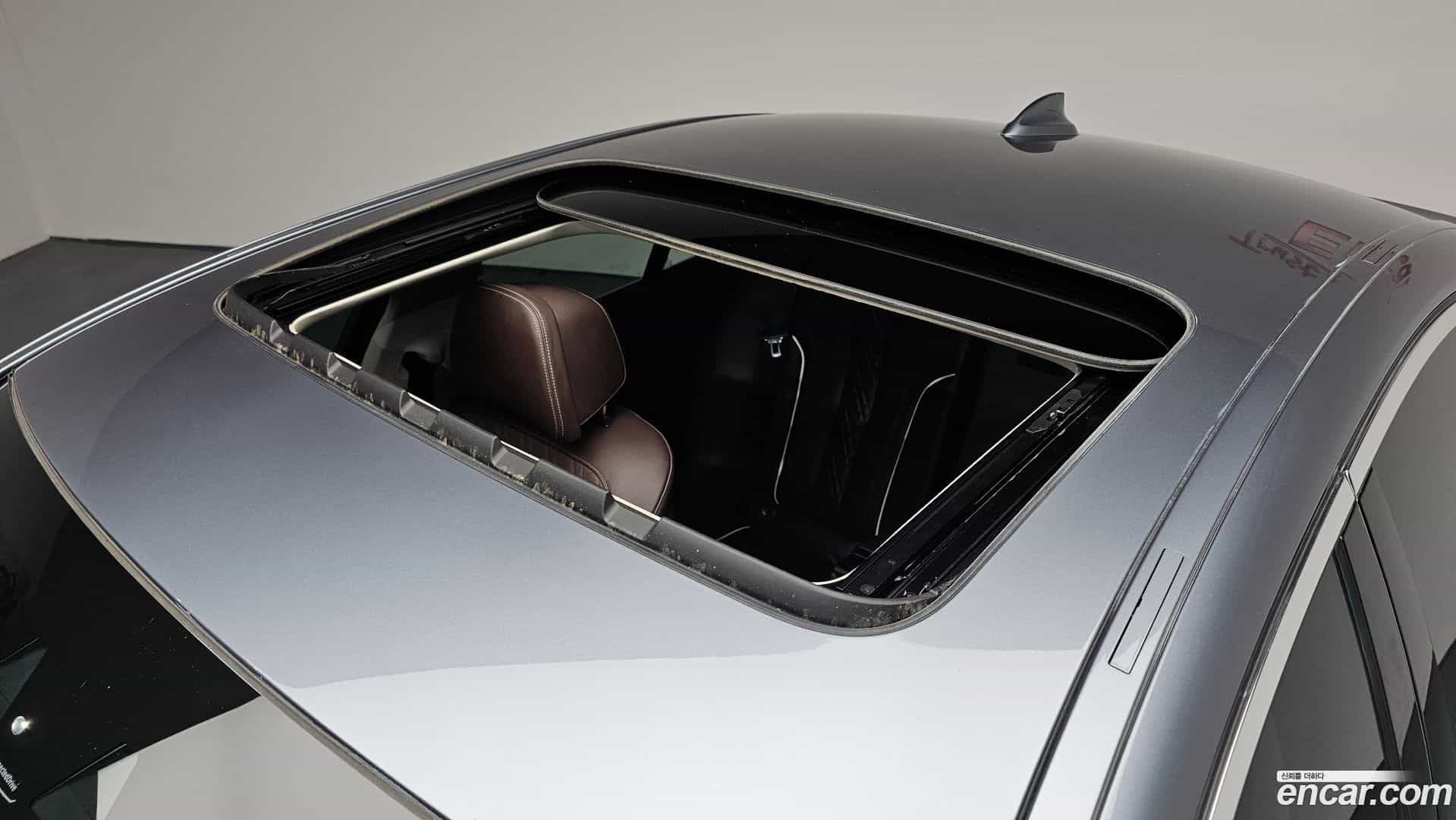 5-Series BMW 2018.6-OPTION-047