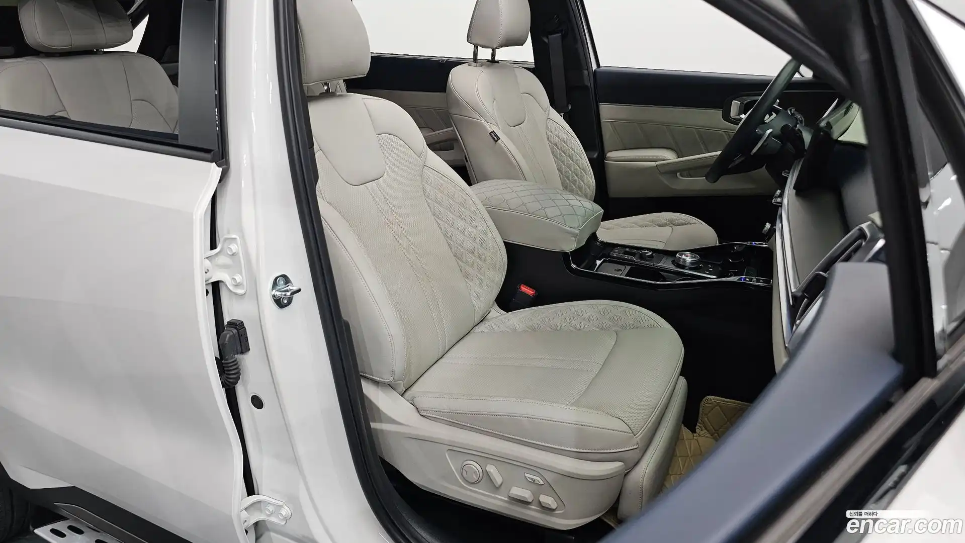Sorento Kia 2025.1-INNER-036