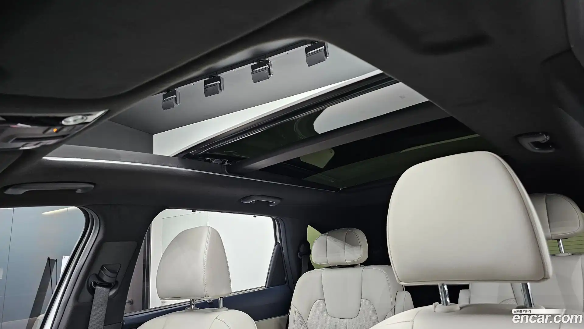 Sorento Kia 2025.1-OPTION-053