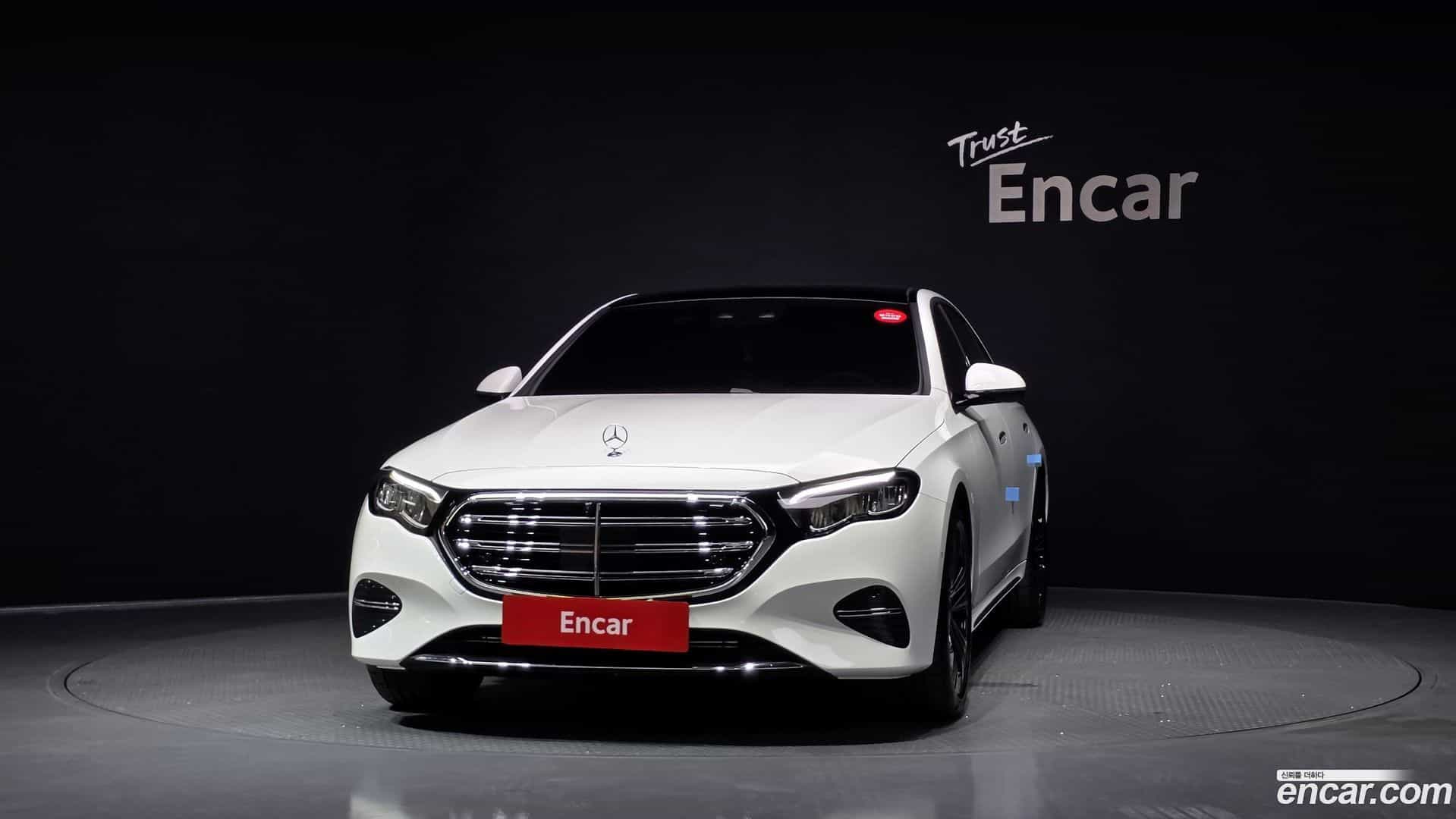 E-Class Mercedes-Benz 2026.1-OUTER-003