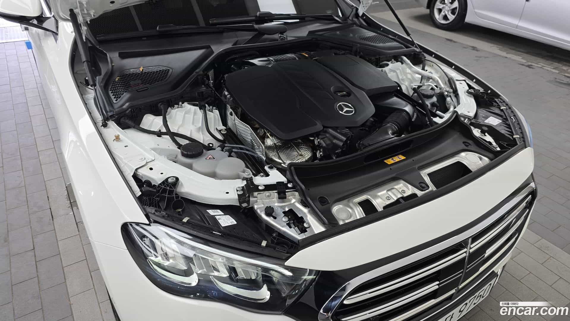 E-Class Mercedes-Benz 2026.1-OUTER-006