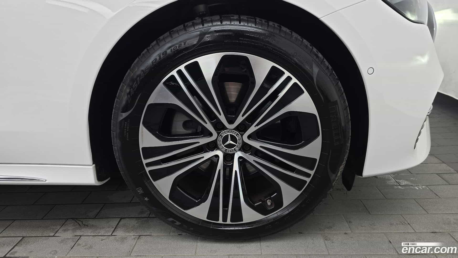 E-Class Mercedes-Benz 2026.1-OUTER-031