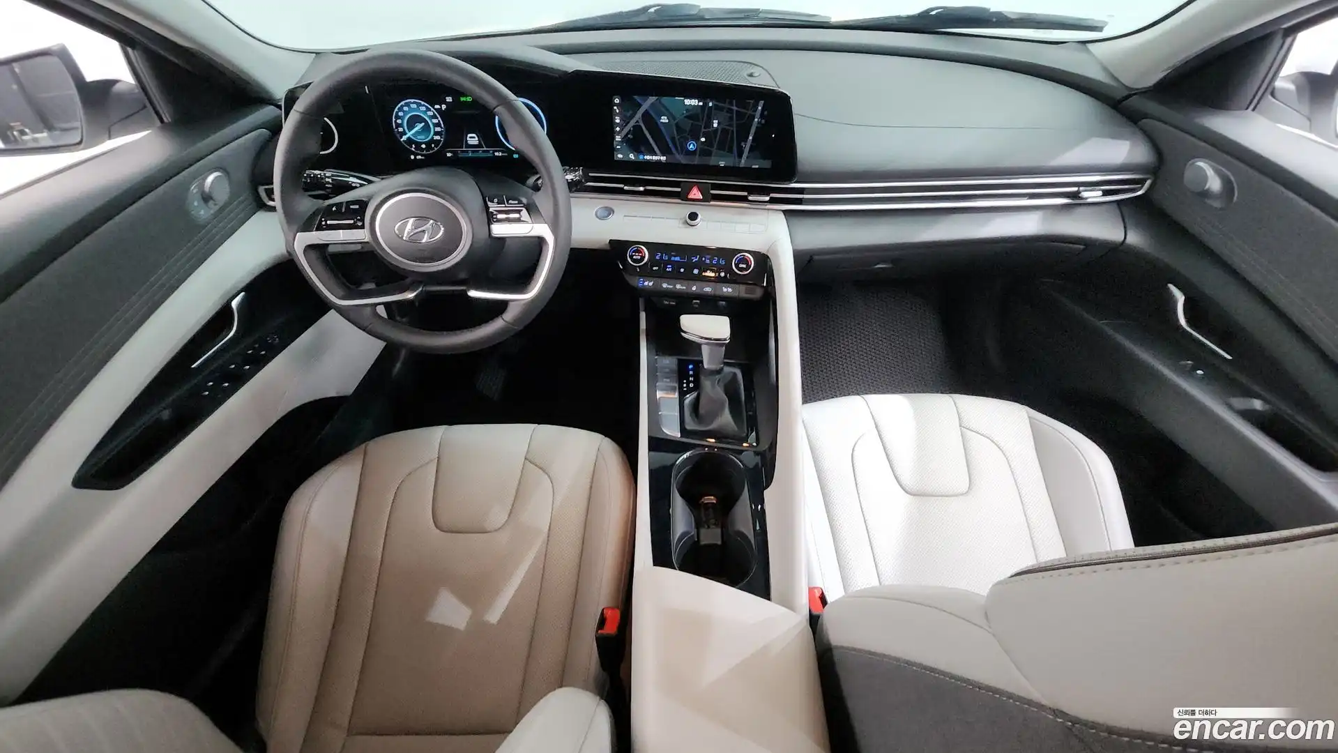 AVANTE Hyundai 2021.0-INNER-007