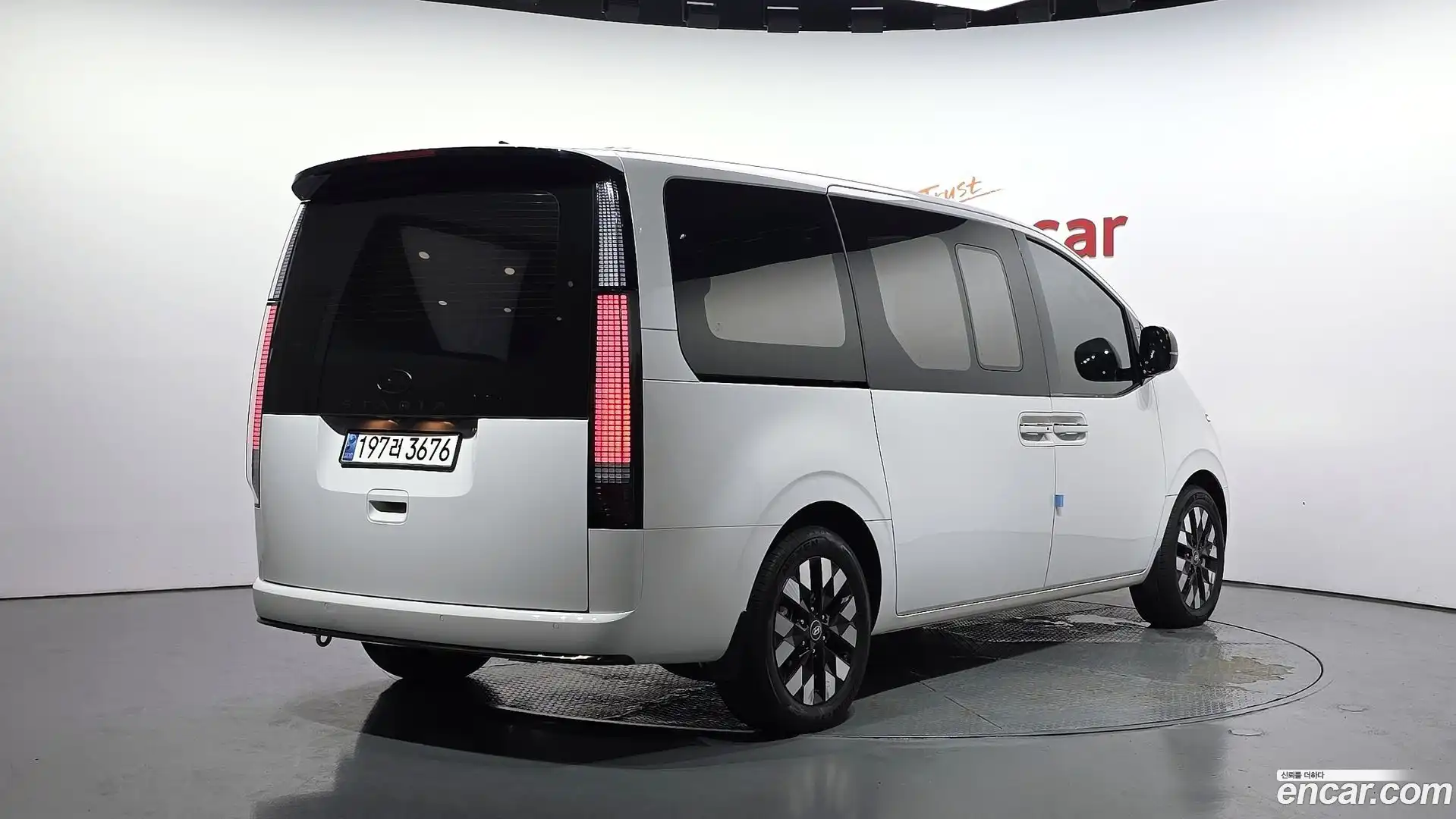 Staria Hyundai 2024.6-OUTER-002