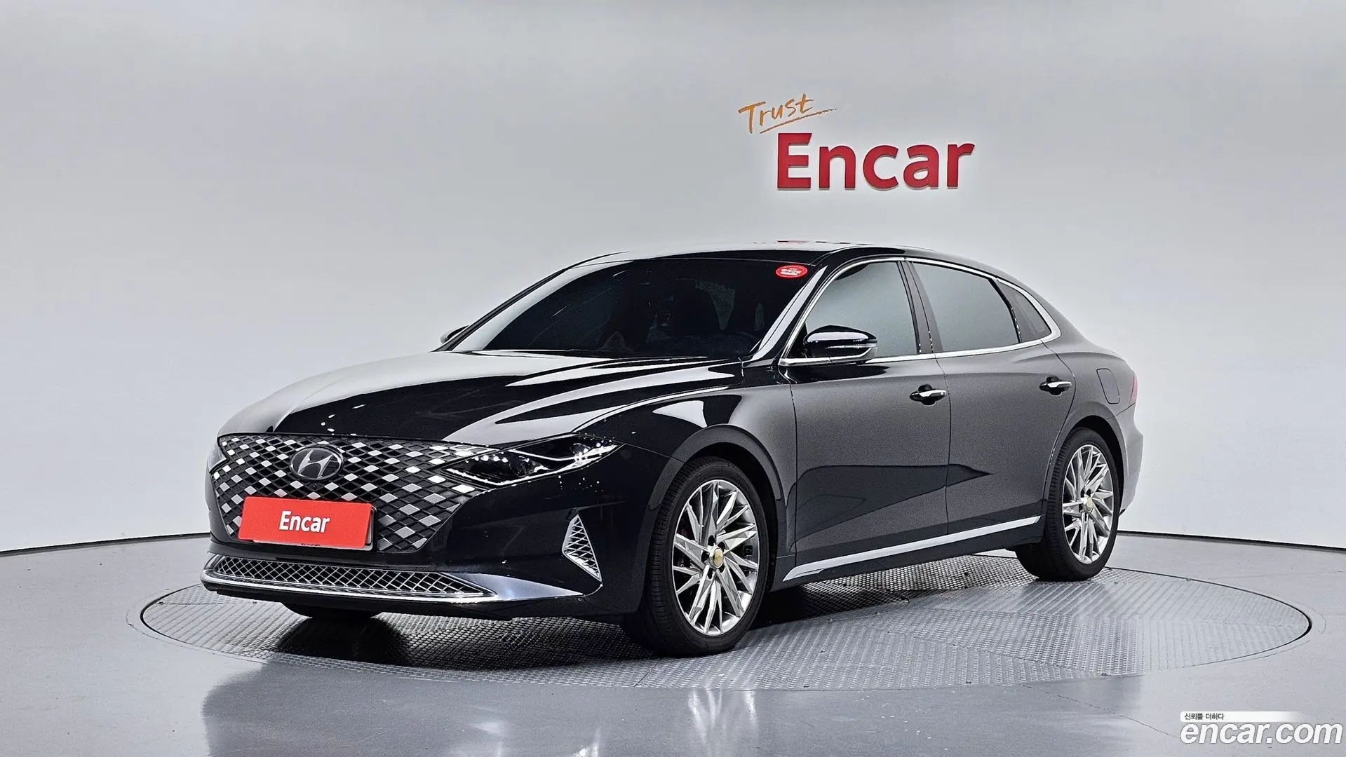 Main__Slider__Photo:Grandeur Hyundai 2021.0-0