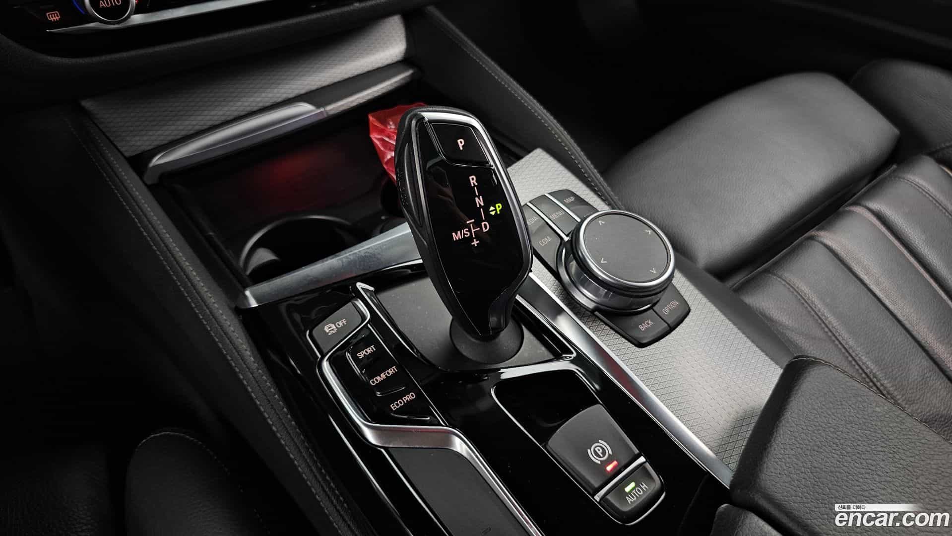 5-Series BMW 2018.1-INNER-009