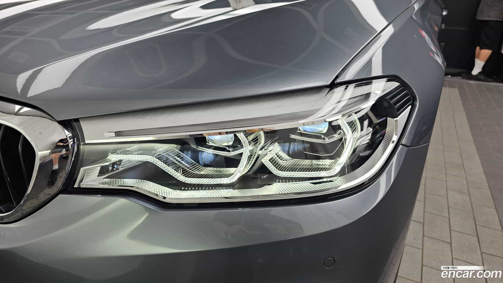 5-Series BMW 2018.1-OUTER-032