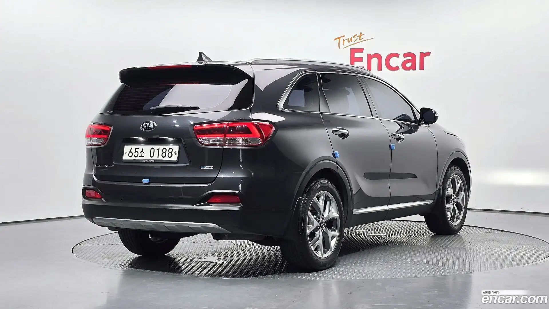 Sorento Kia 2016.2-OUTER-002