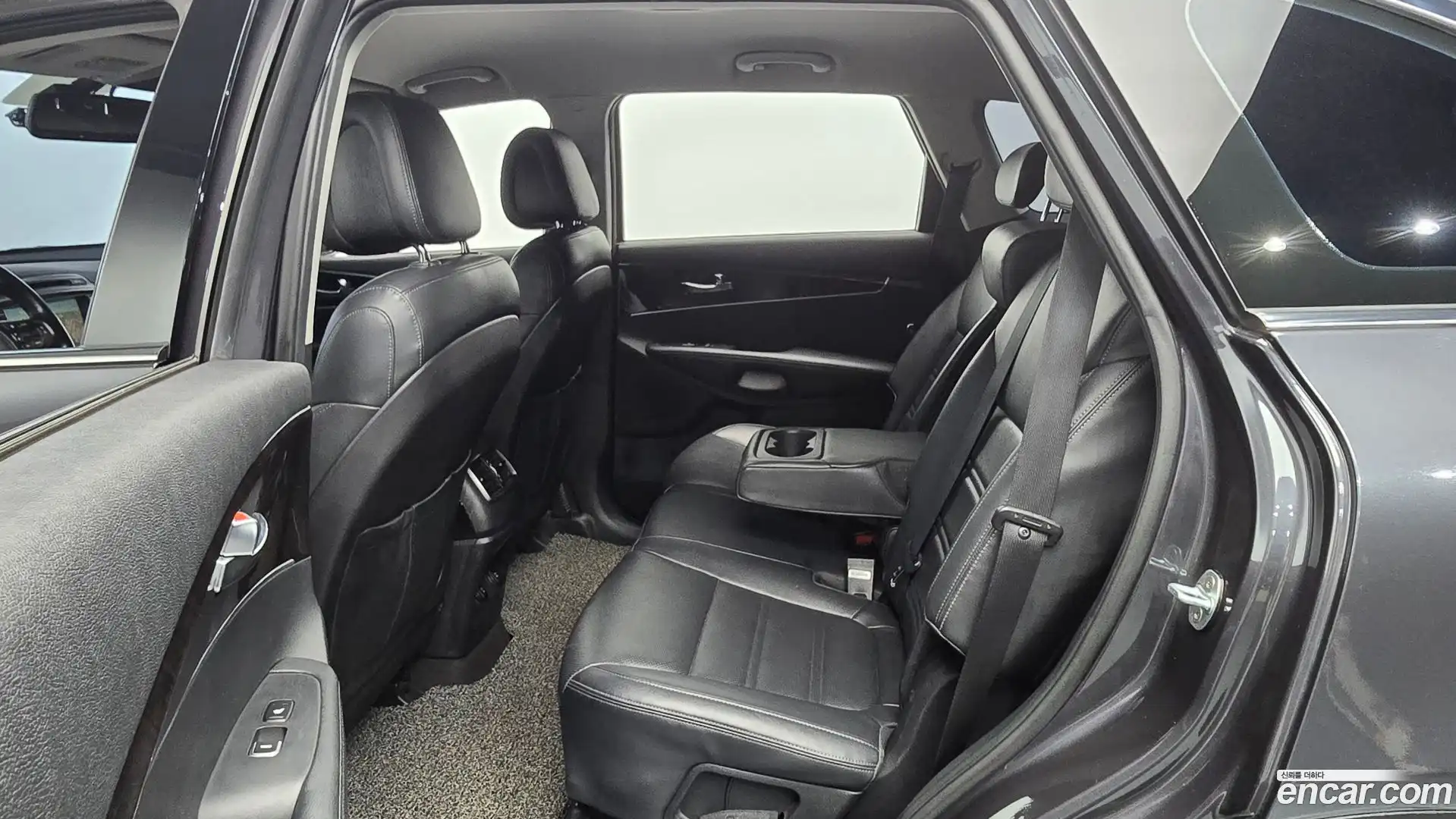 Sorento Kia 2016.2-OPTION-015
