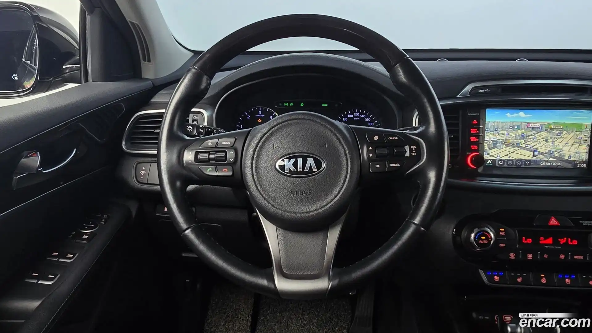 Sorento Kia 2016.2-OPTION-016