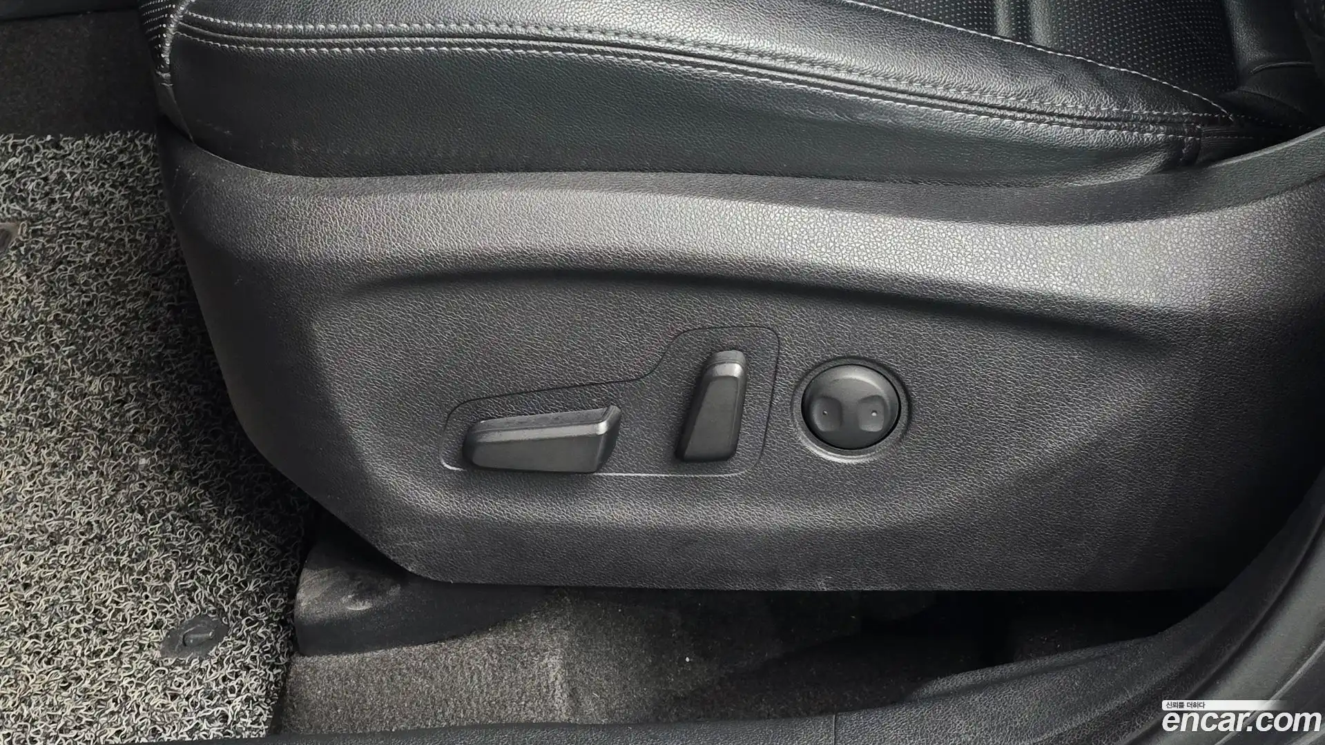 Sorento Kia 2016.2-OPTION-021