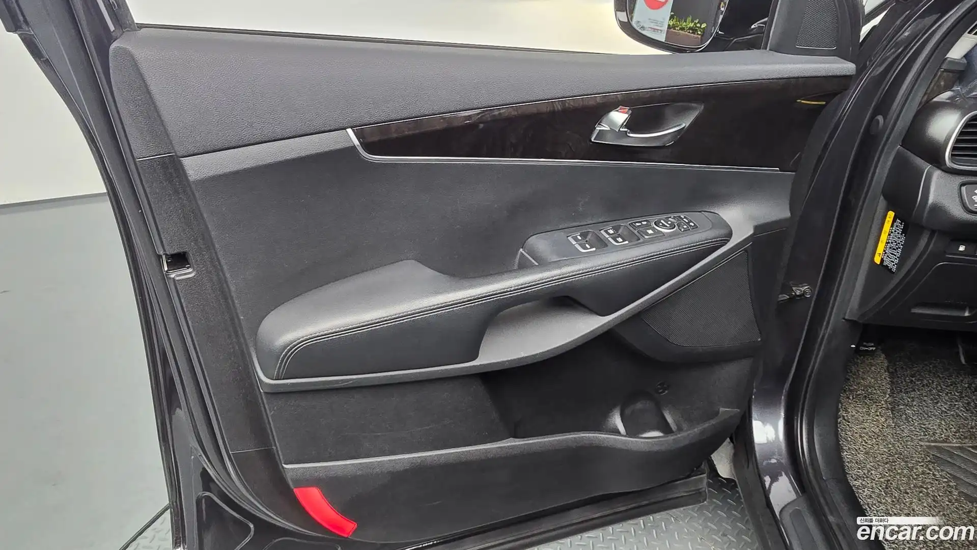 Sorento Kia 2016.2-INNER-034
