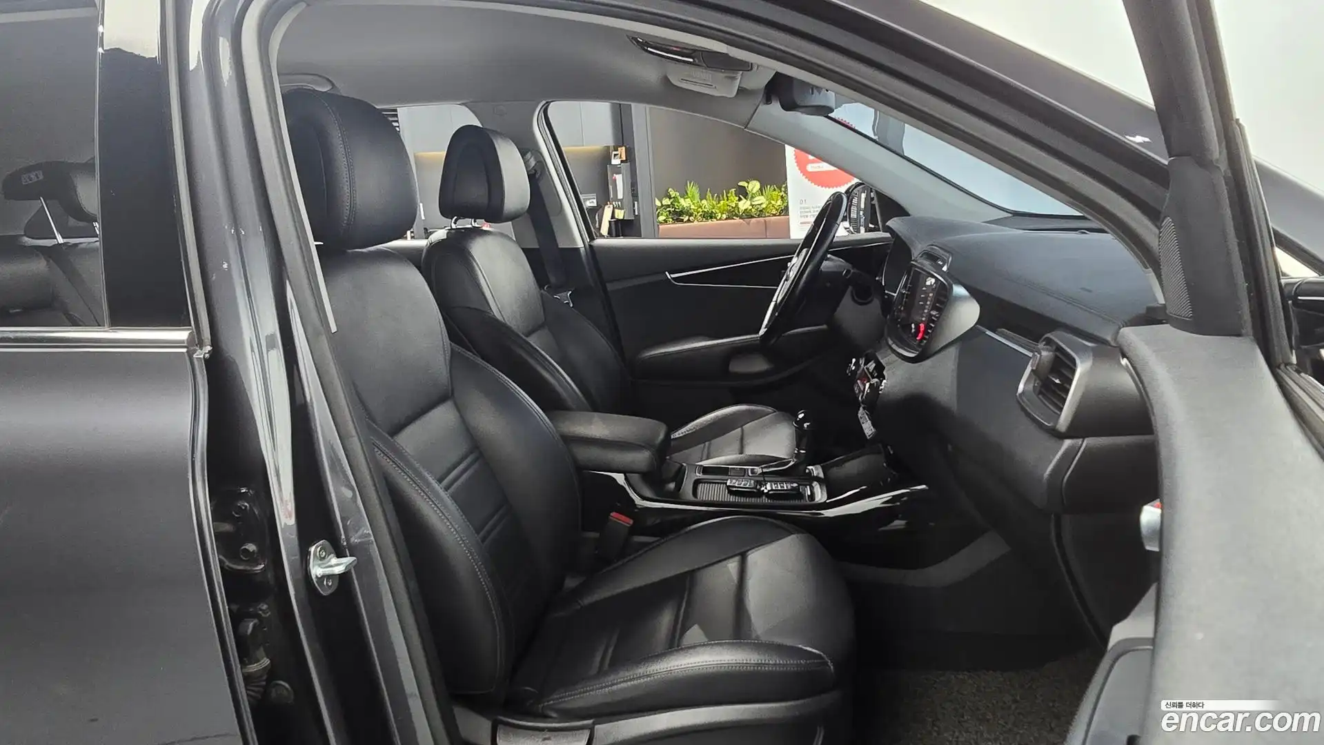 Sorento Kia 2016.2-INNER-036