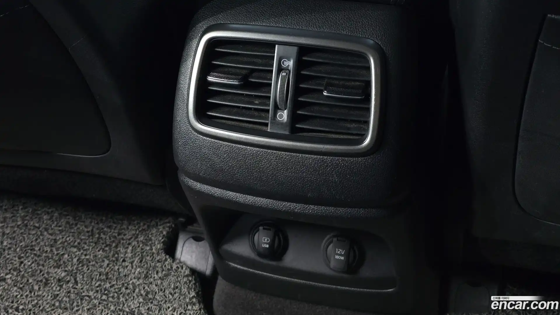 Sorento Kia 2016.2-OPTION-040