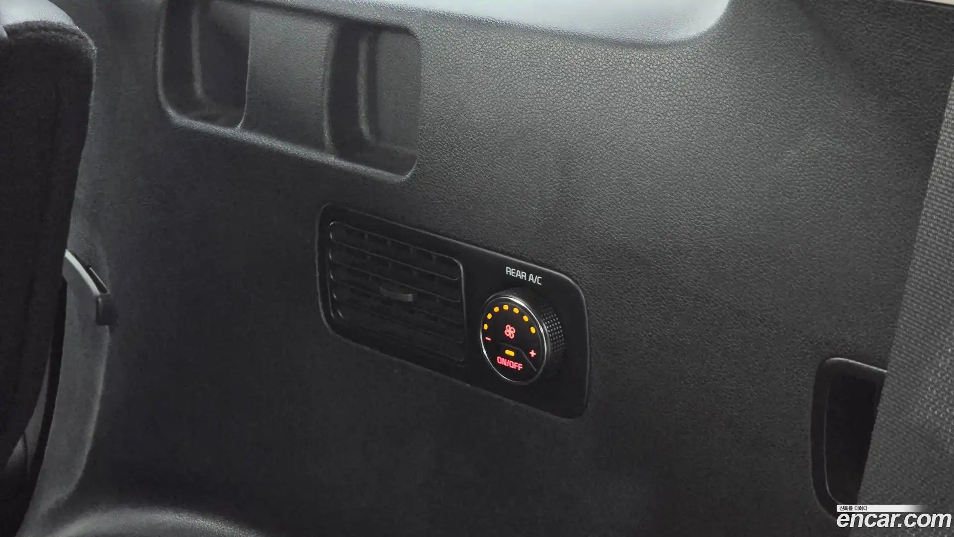 Sorento Kia 2016.2-OPTION-041