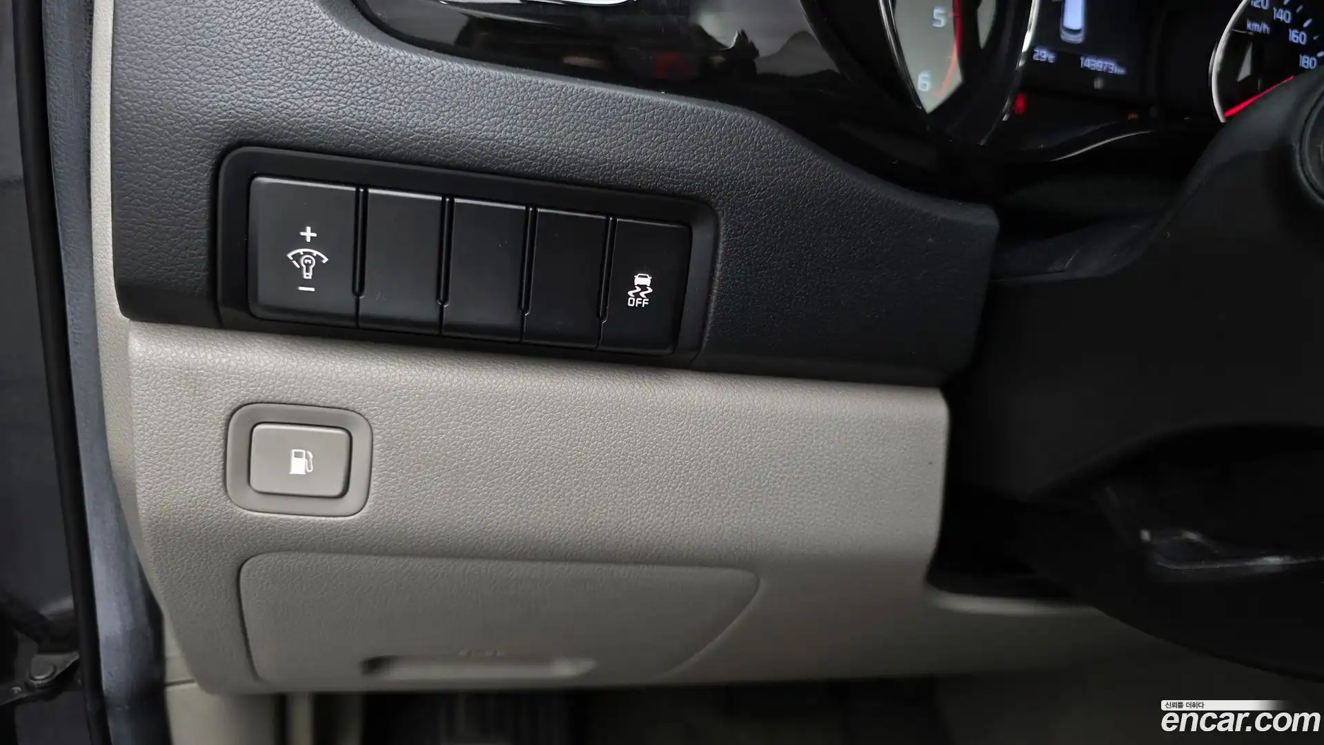 Canival Kia 2018.3-OPTION-024