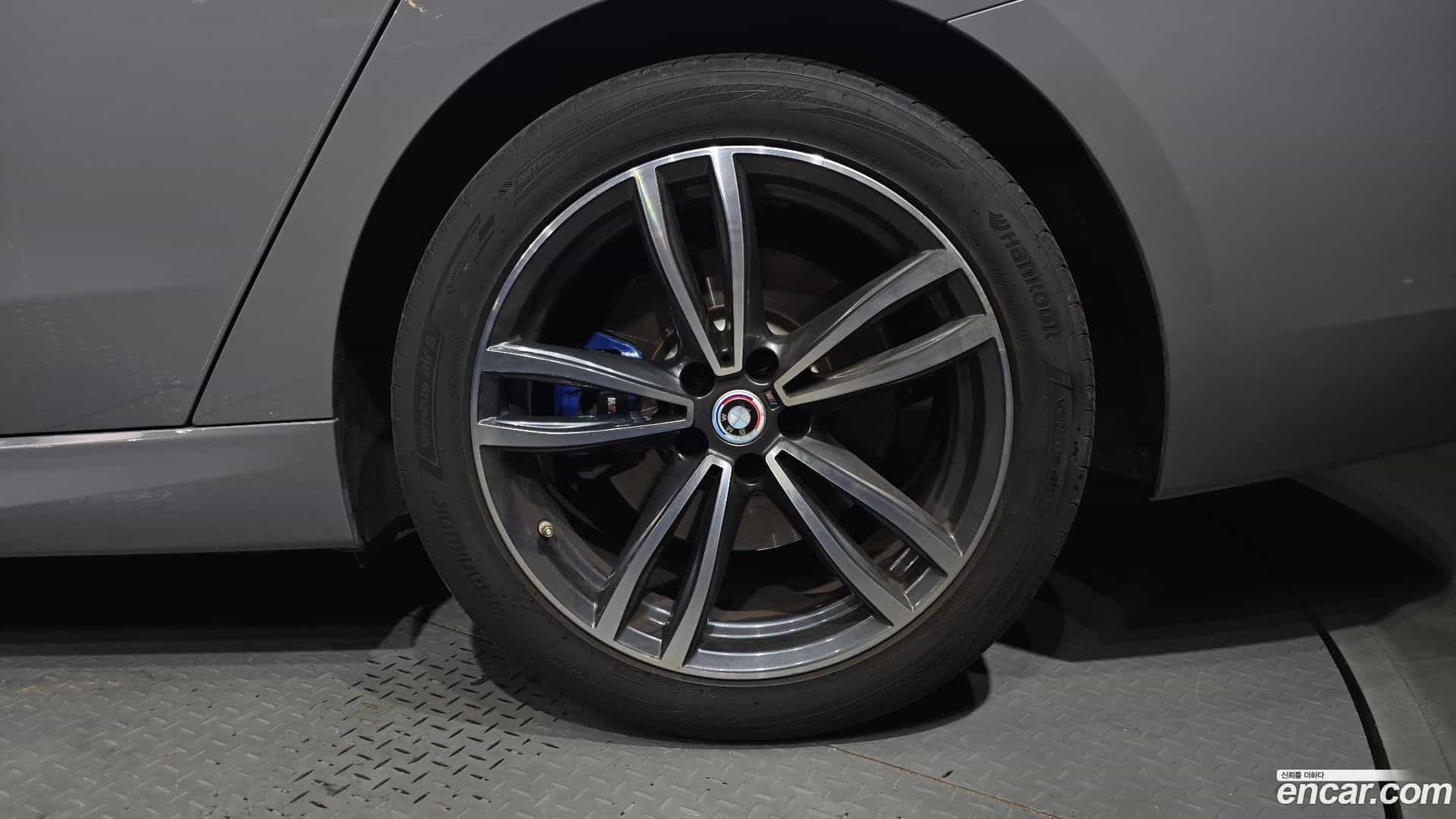Gran Turismo BMW 2021.2-OUTER-031