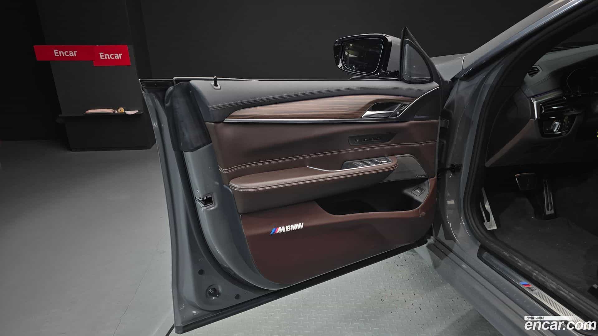 Gran Turismo BMW 2021.2-INNER-034