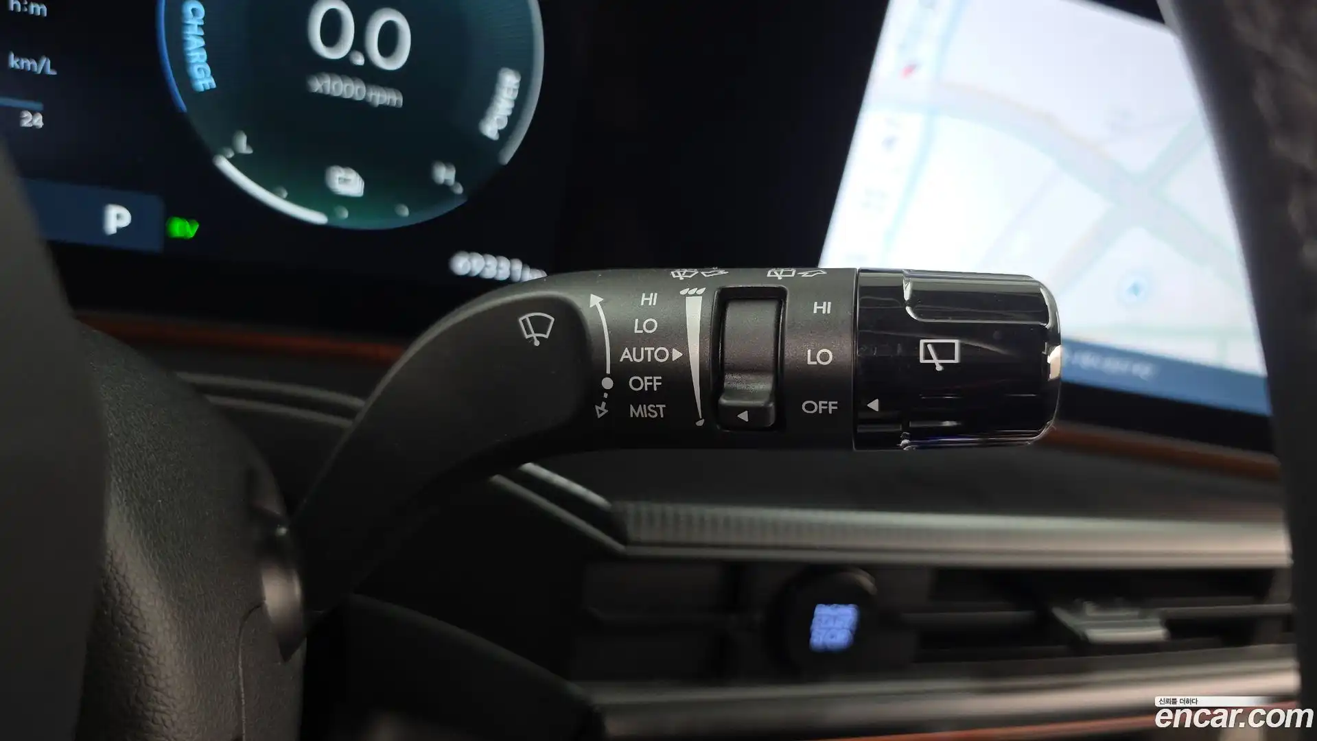 Santafe Hyundai 2024.2-OPTION-041