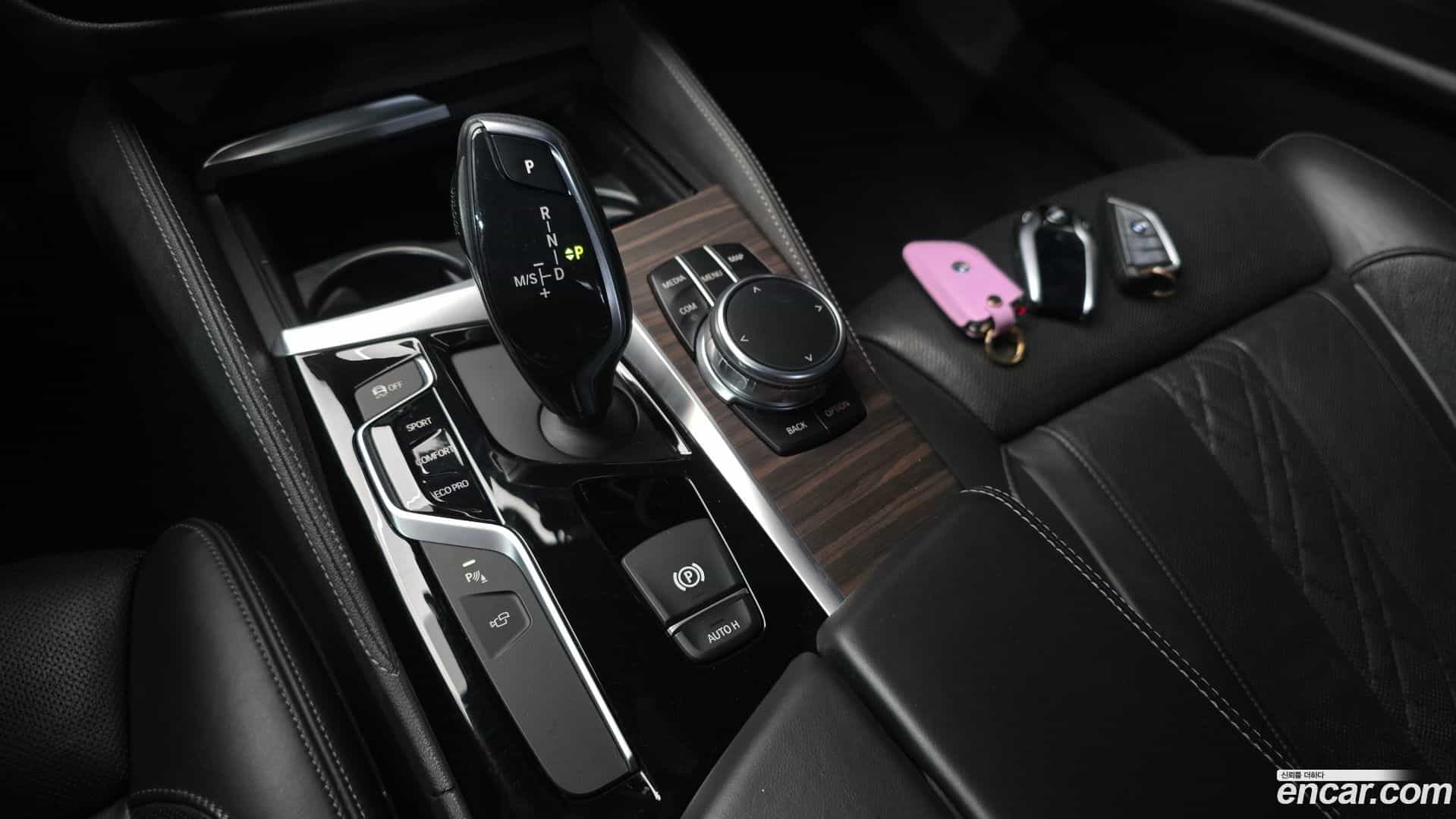 5-Series BMW 2017.8-INNER-009