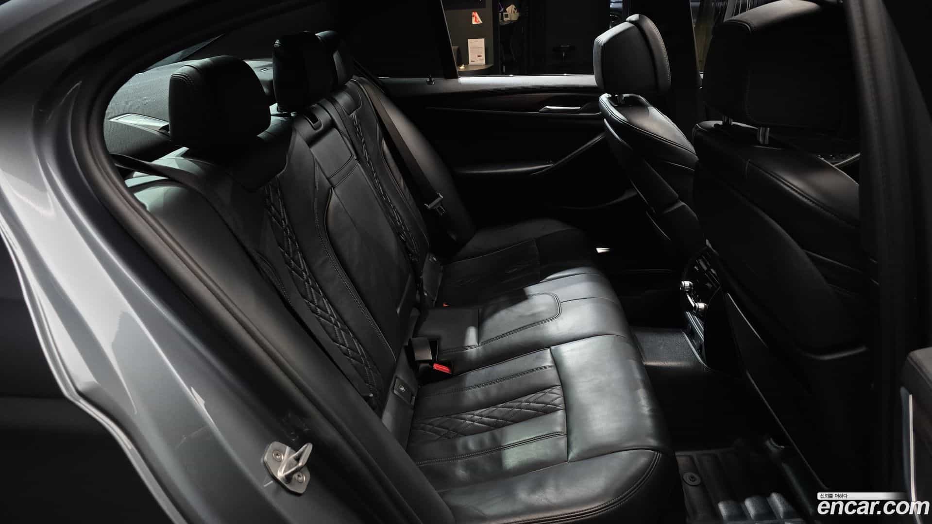 5-Series BMW 2017.8-OPTION-015
